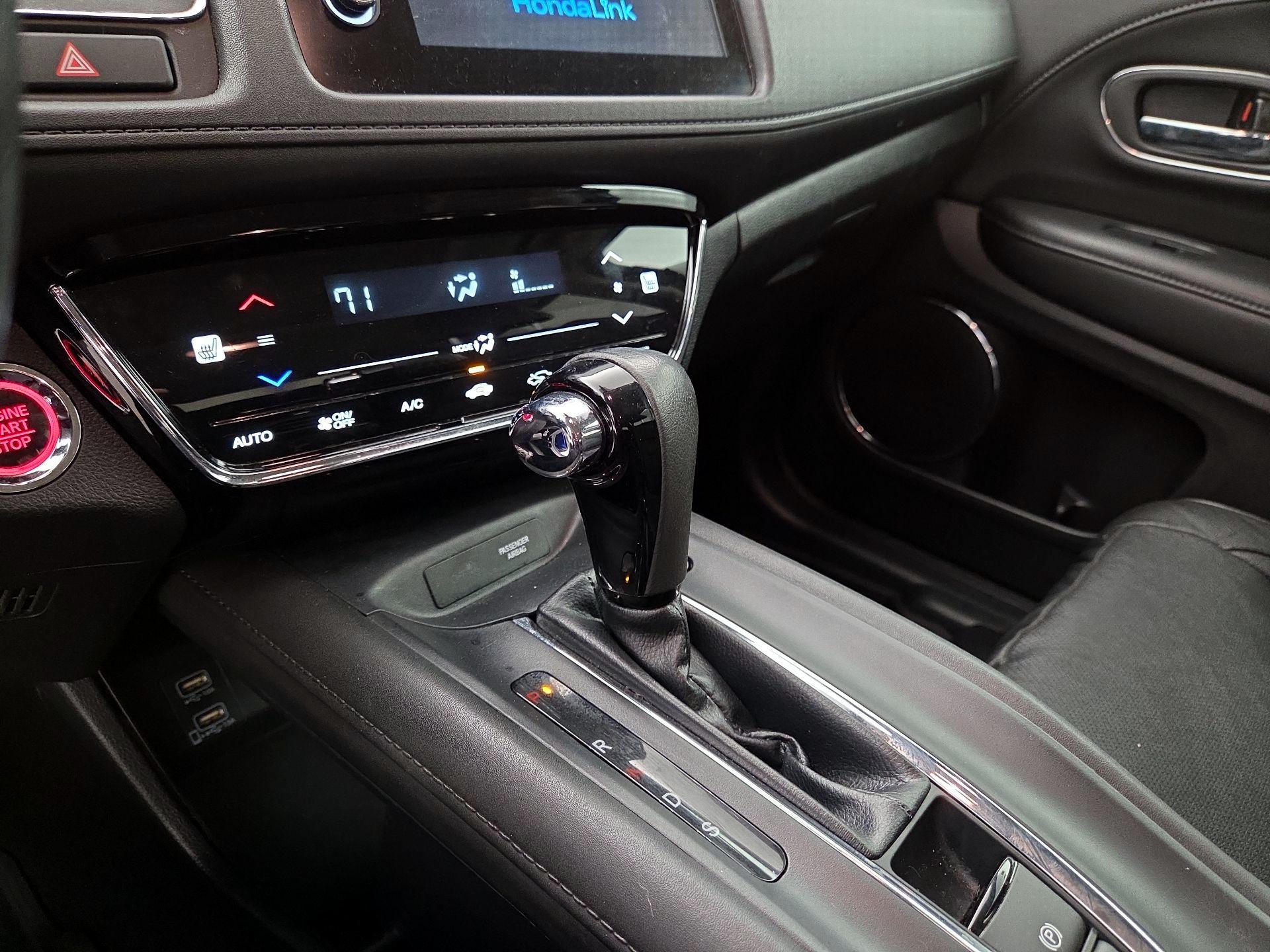 Thumbnail: 2022 Honda HR-V - 17