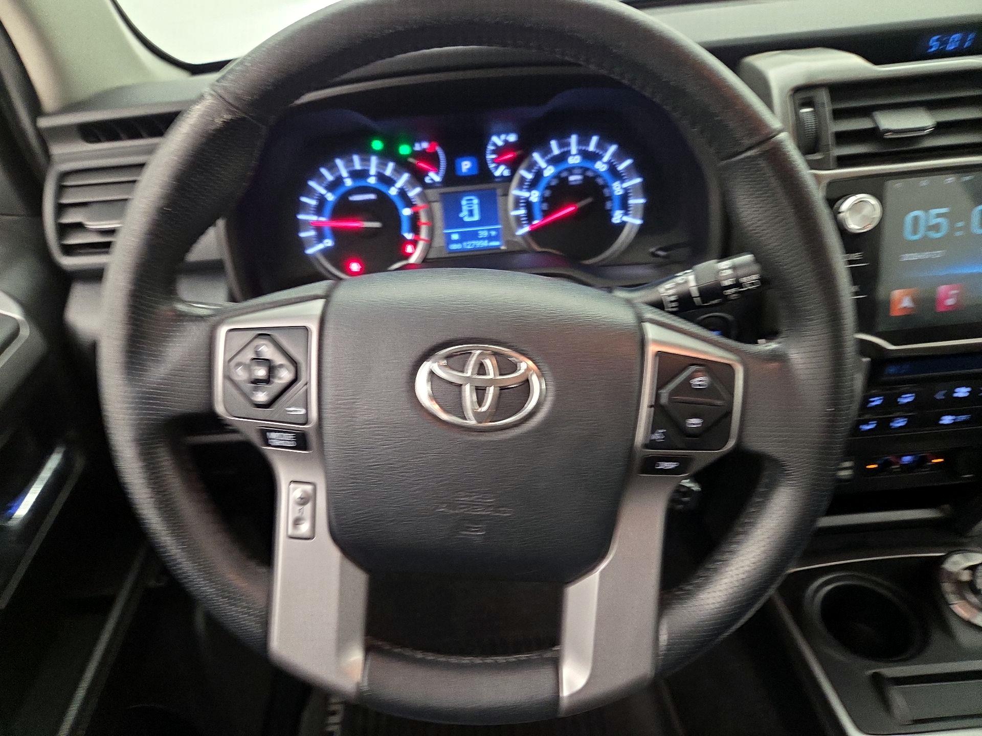 Thumbnail: 2017 Toyota 4Runner - 10