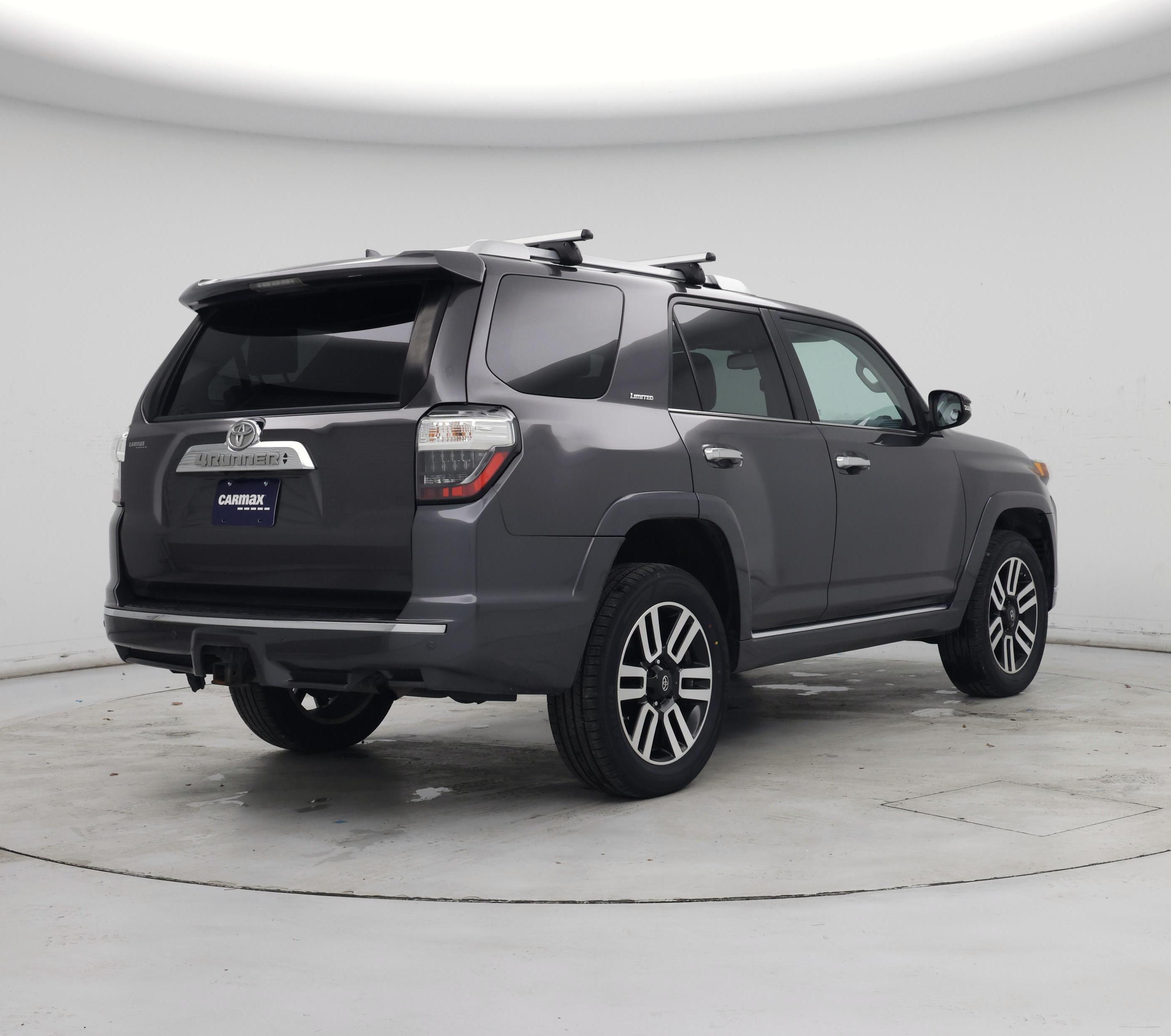 Thumbnail: 2017 Toyota 4Runner - 8