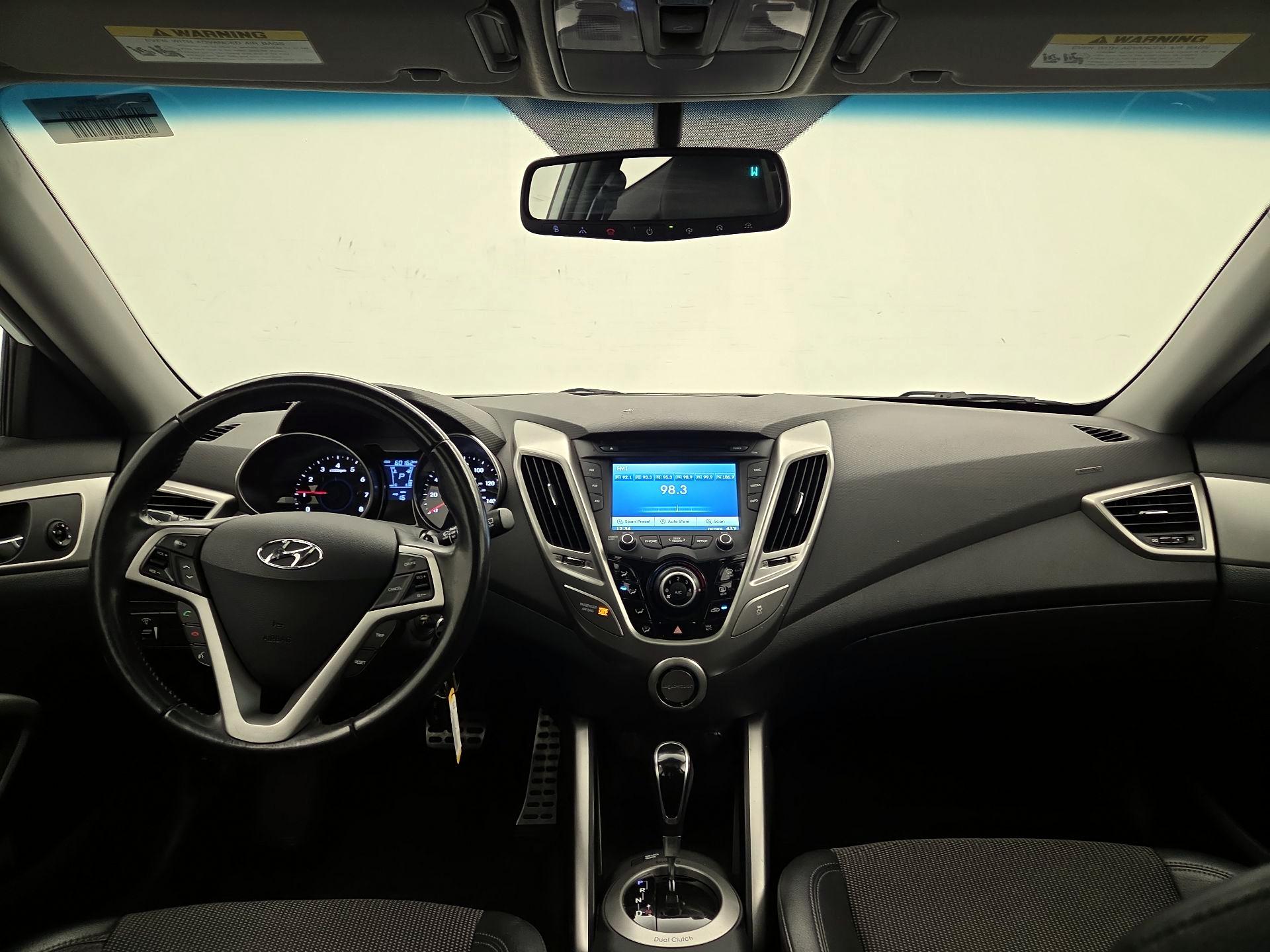 Thumbnail: 2014 Hyundai Veloster - 9