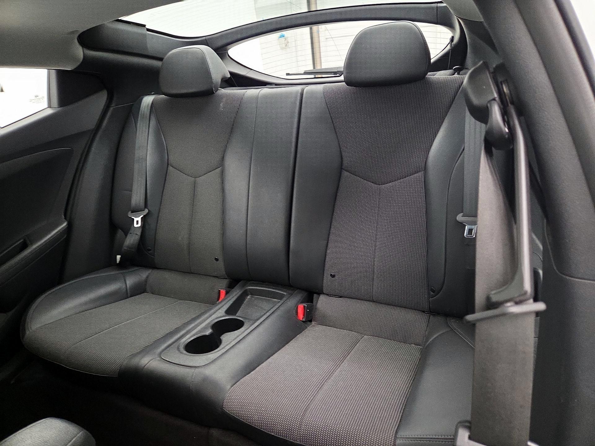 Thumbnail: 2014 Hyundai Veloster - 20