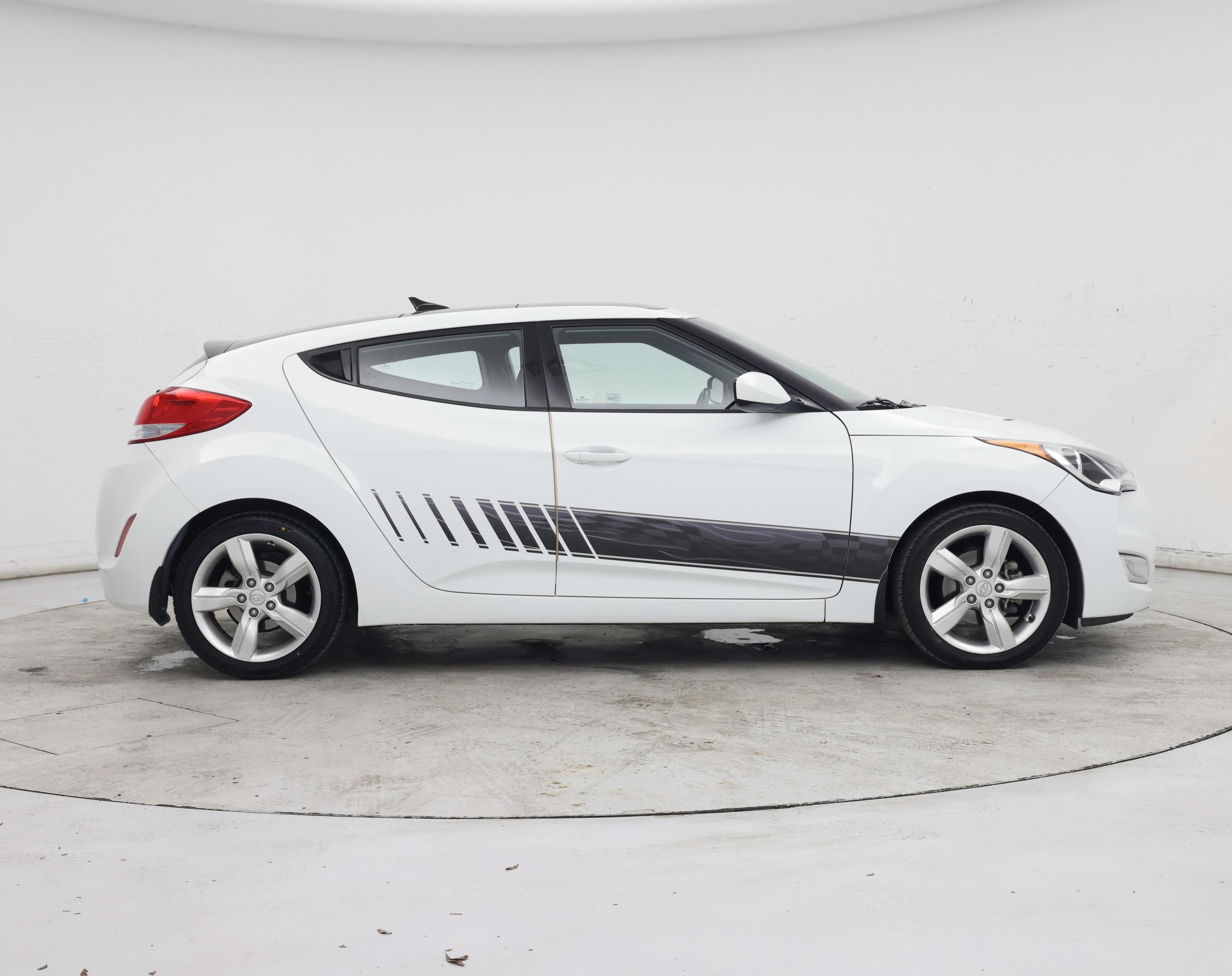 Thumbnail: 2014 Hyundai Veloster - 7