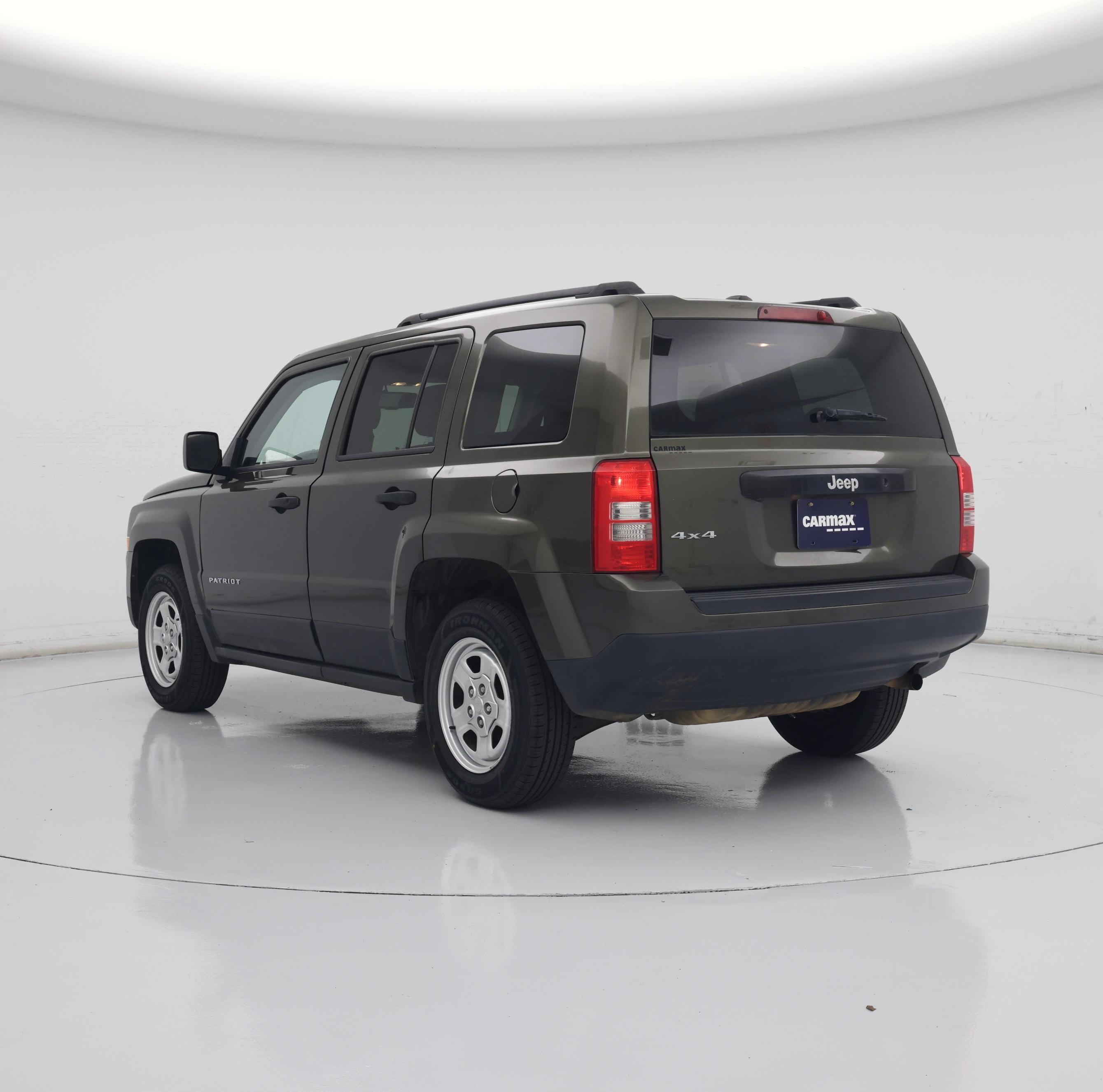 Thumbnail: 2016 Jeep Patriot - 2