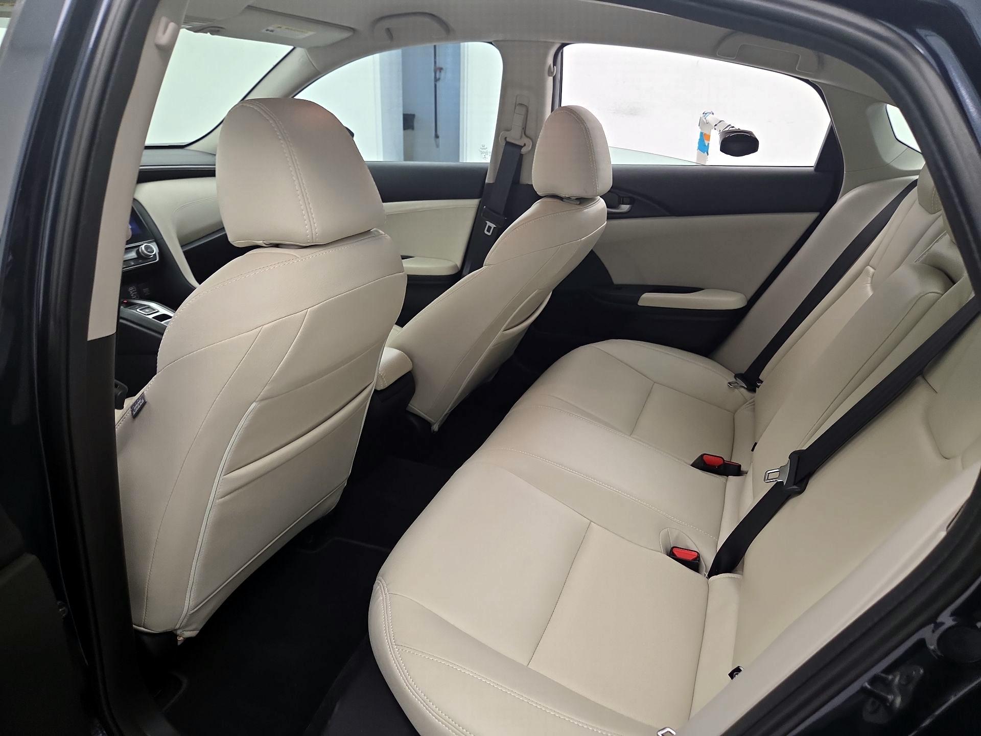 Thumbnail: 2021 Honda Insight - 19