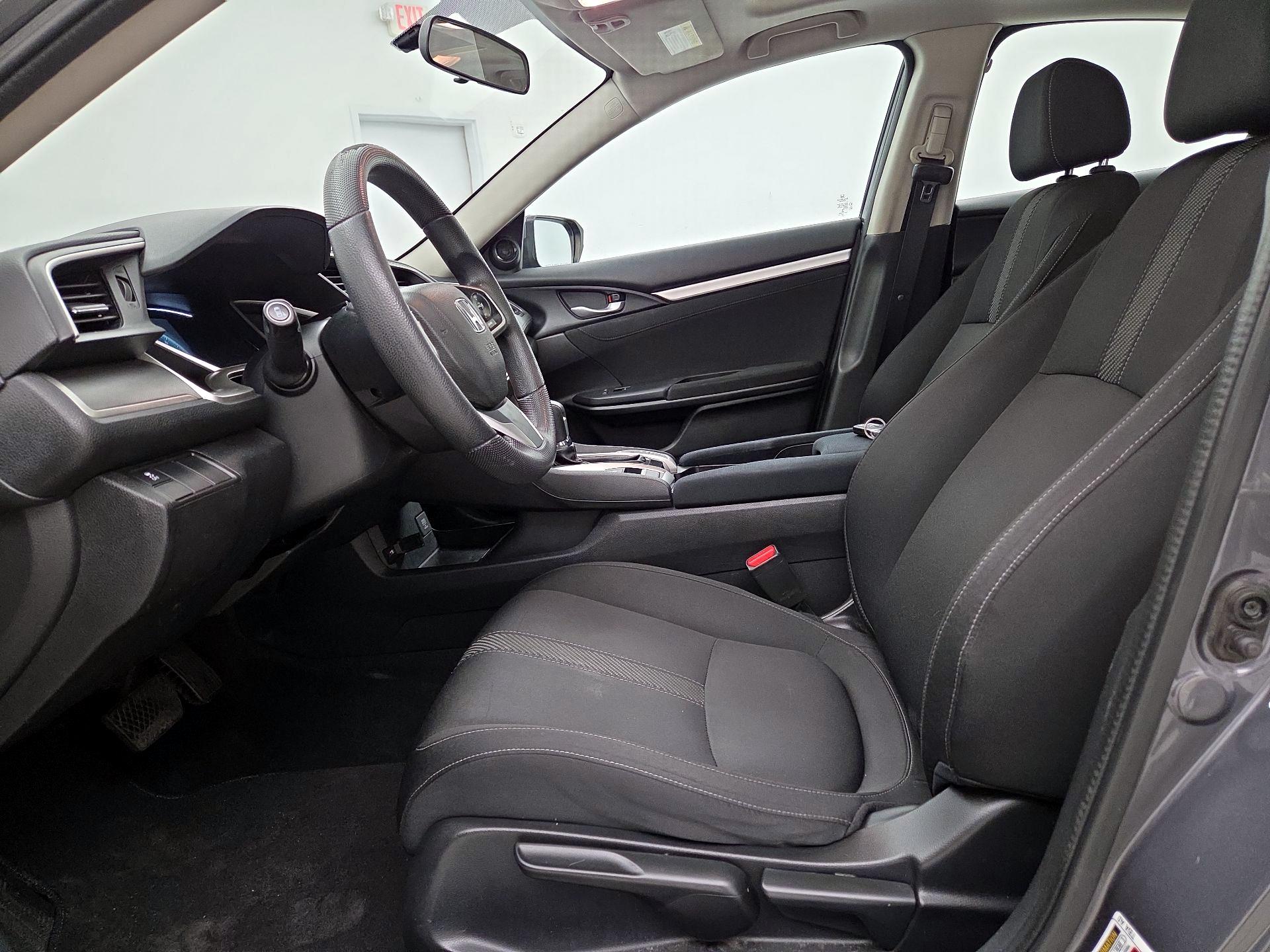 Thumbnail: 2016 Honda Civic - 11