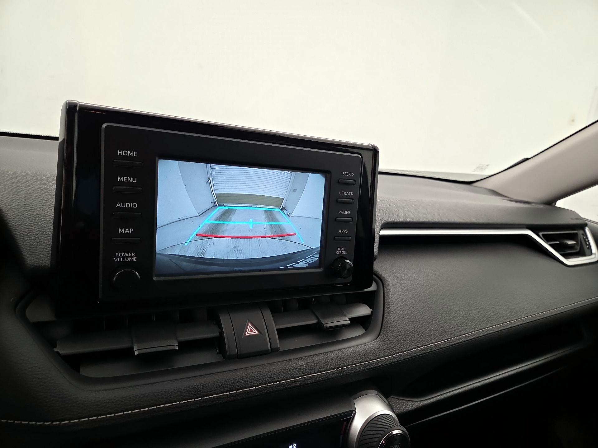 Thumbnail: 2019 Toyota RAV4 - 14