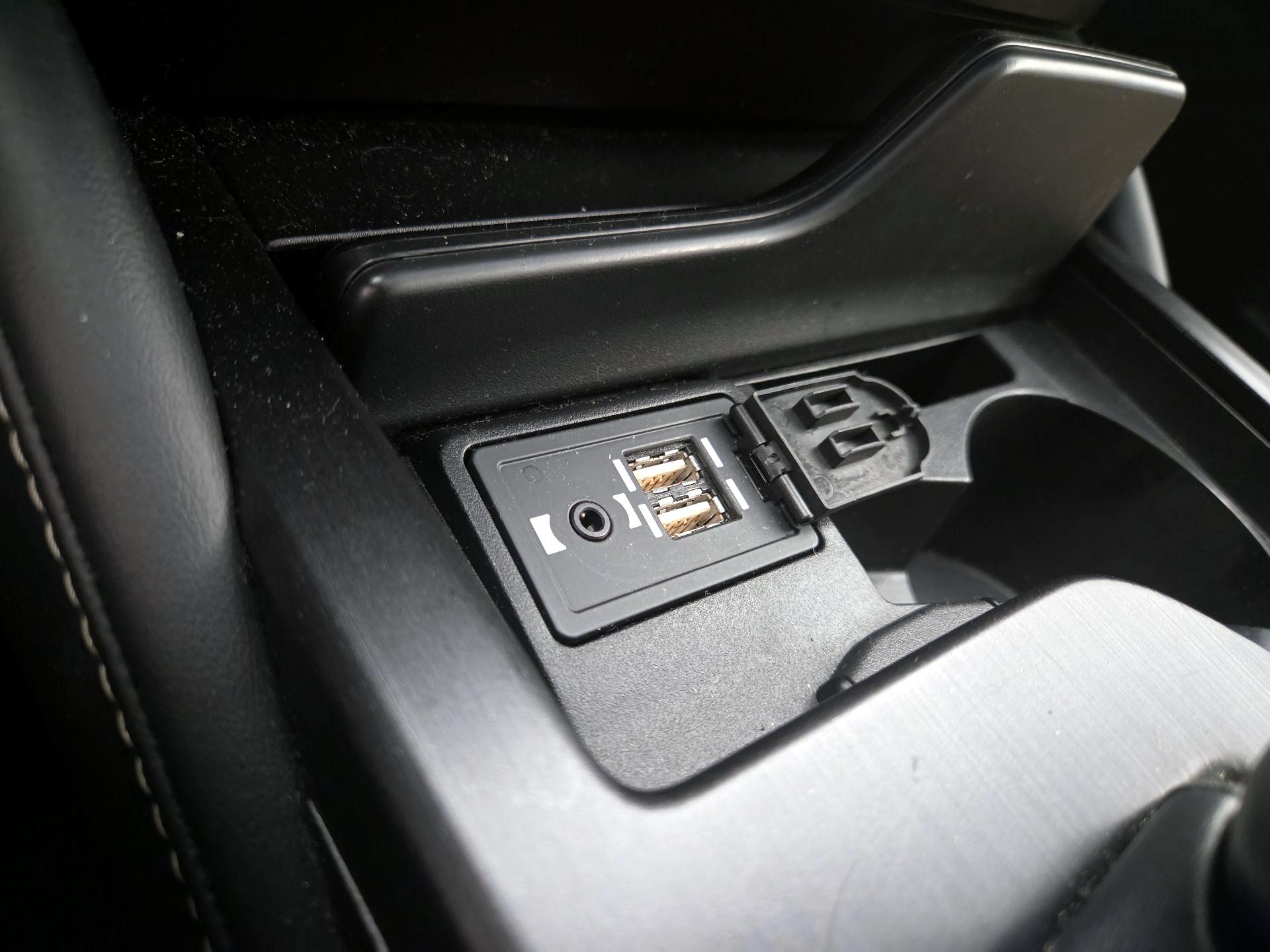 Thumbnail: 2019 Lexus ES - 18