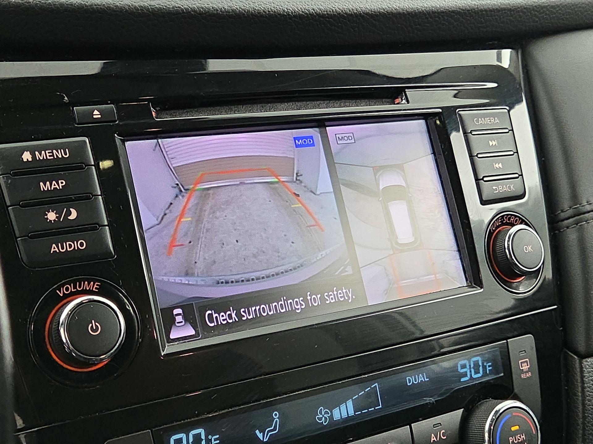 Thumbnail: 2018 Nissan Rogue - 15