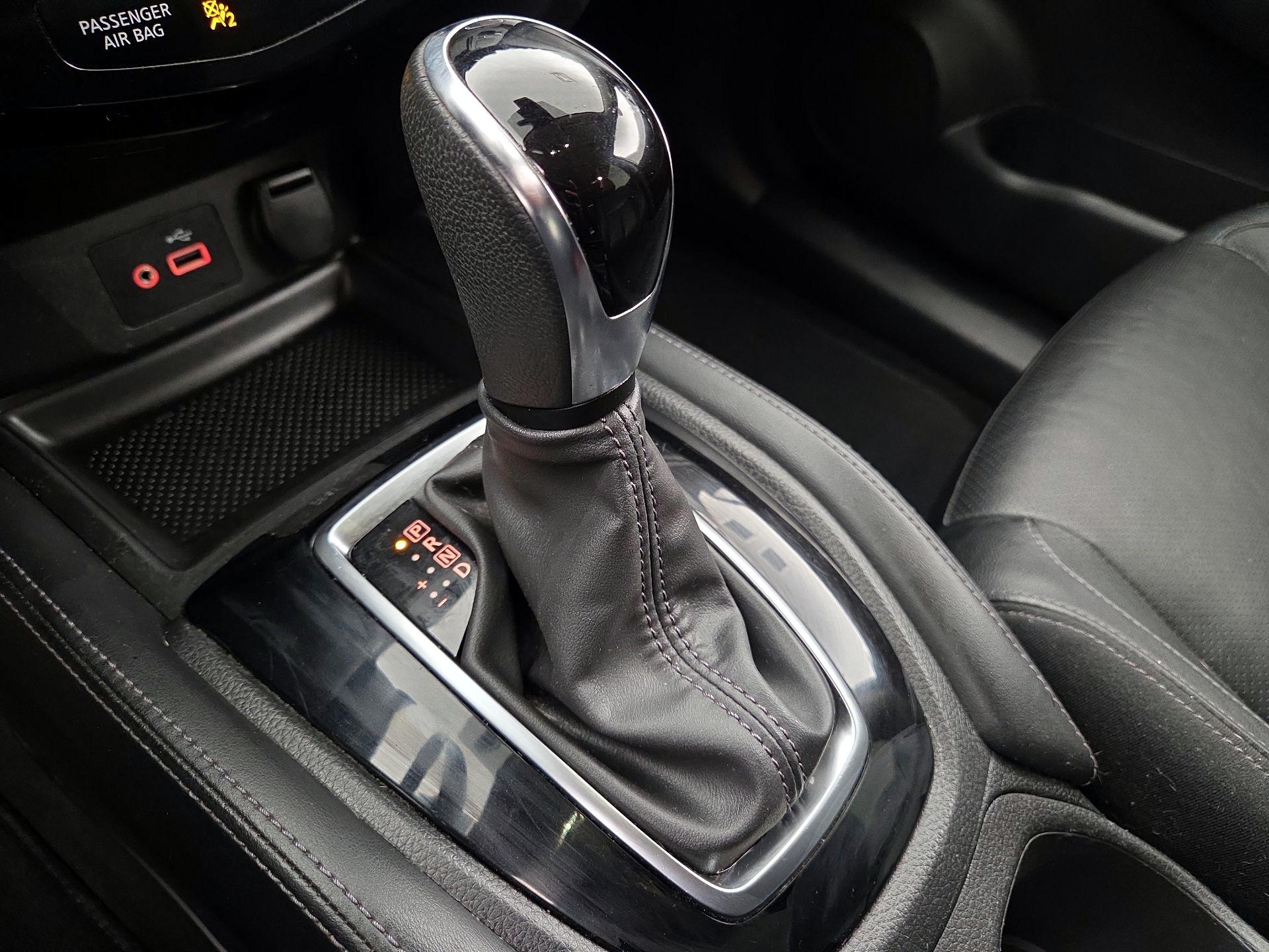 Thumbnail: 2018 Nissan Rogue - 18