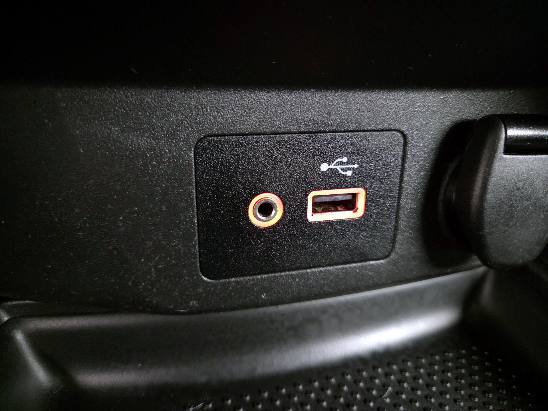 Thumbnail: 2018 Nissan Rogue - 19