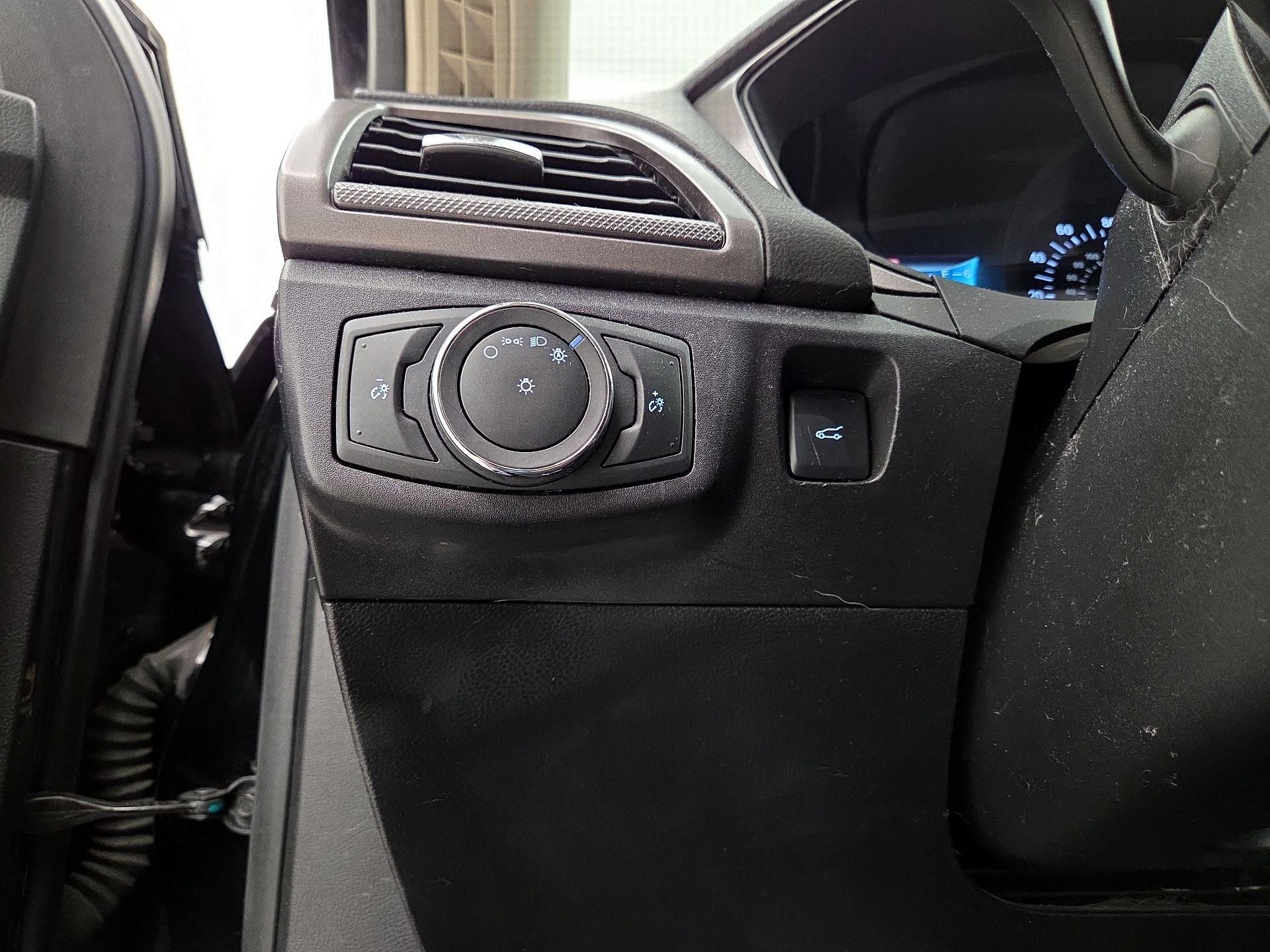 Thumbnail: 2018 Ford Fusion - 13