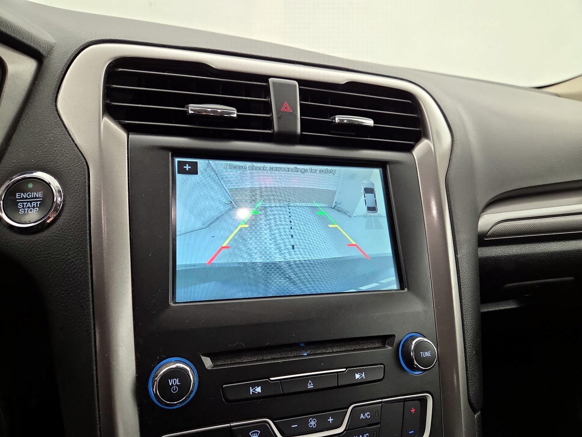 Thumbnail: 2018 Ford Fusion - 14