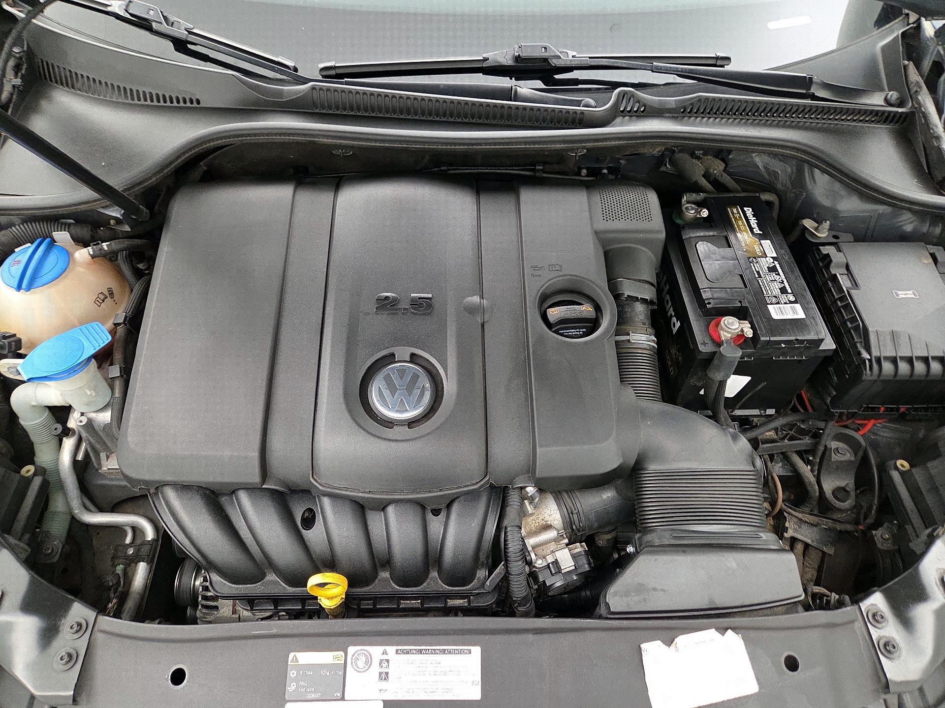 Thumbnail: 2014 Volkswagen Golf - 19