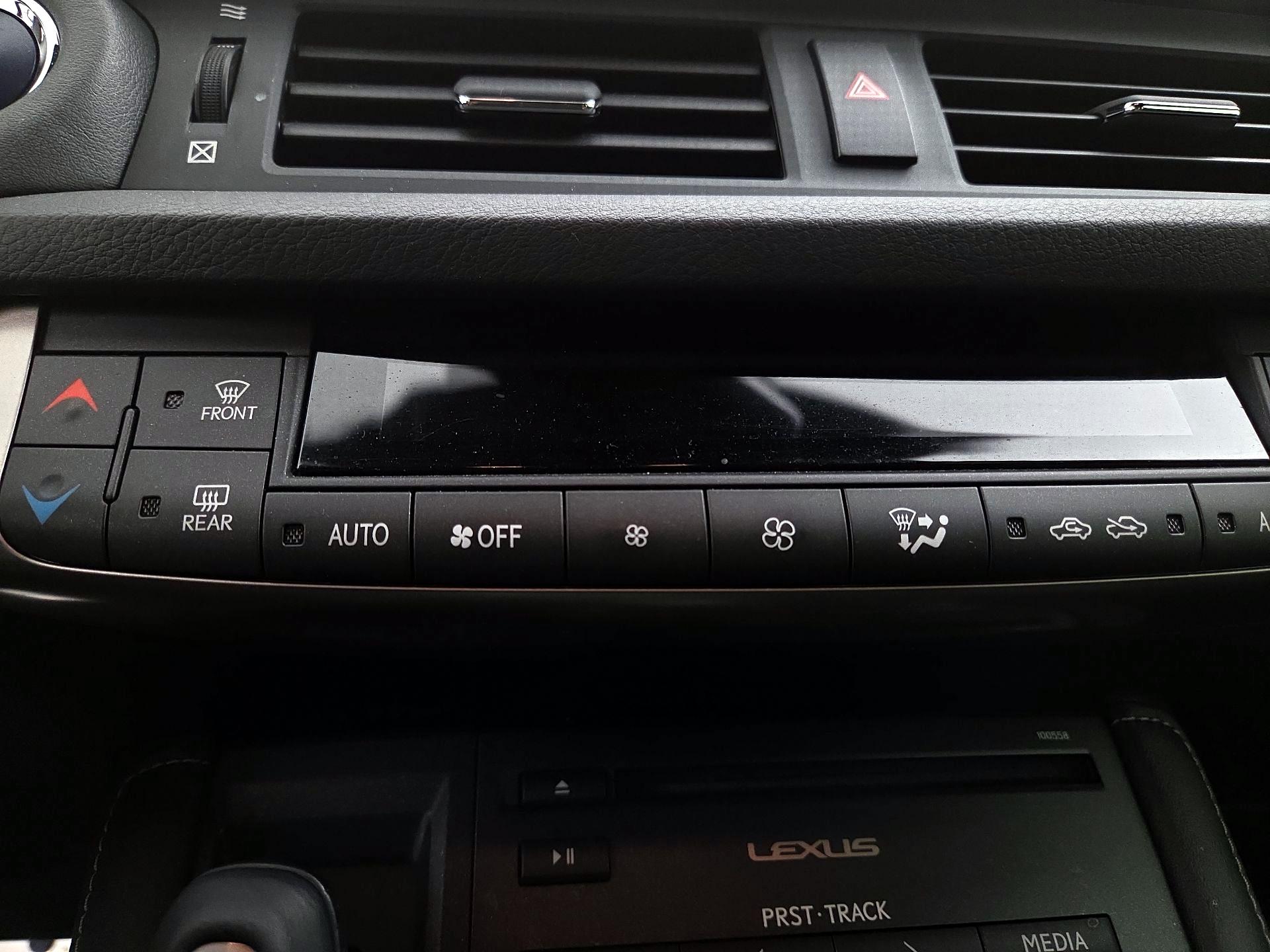 Thumbnail: 2015 Lexus CT - 16