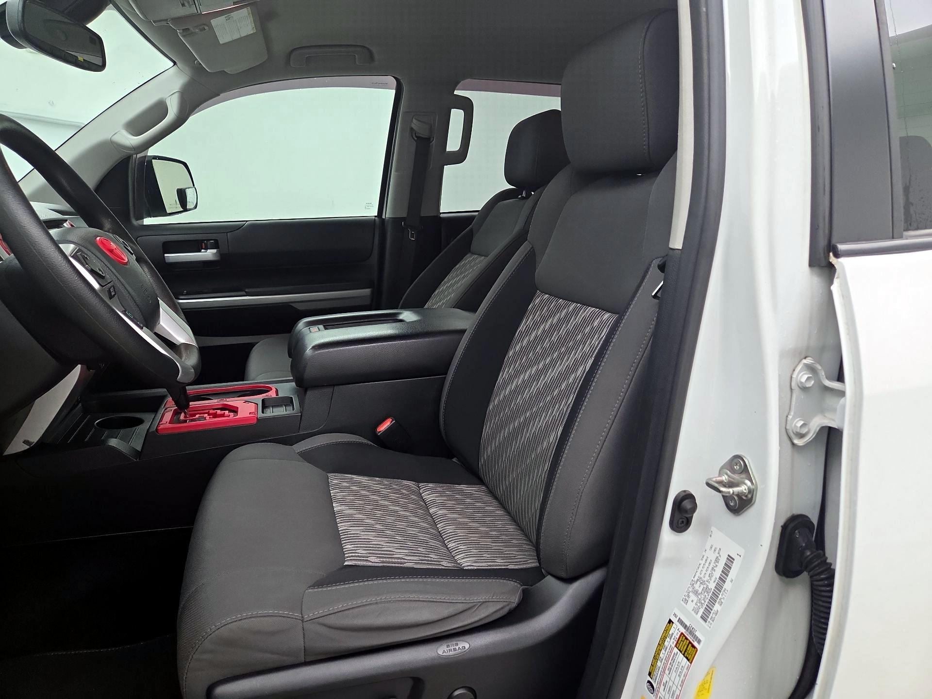 Thumbnail: 2020 Toyota Tundra - 11