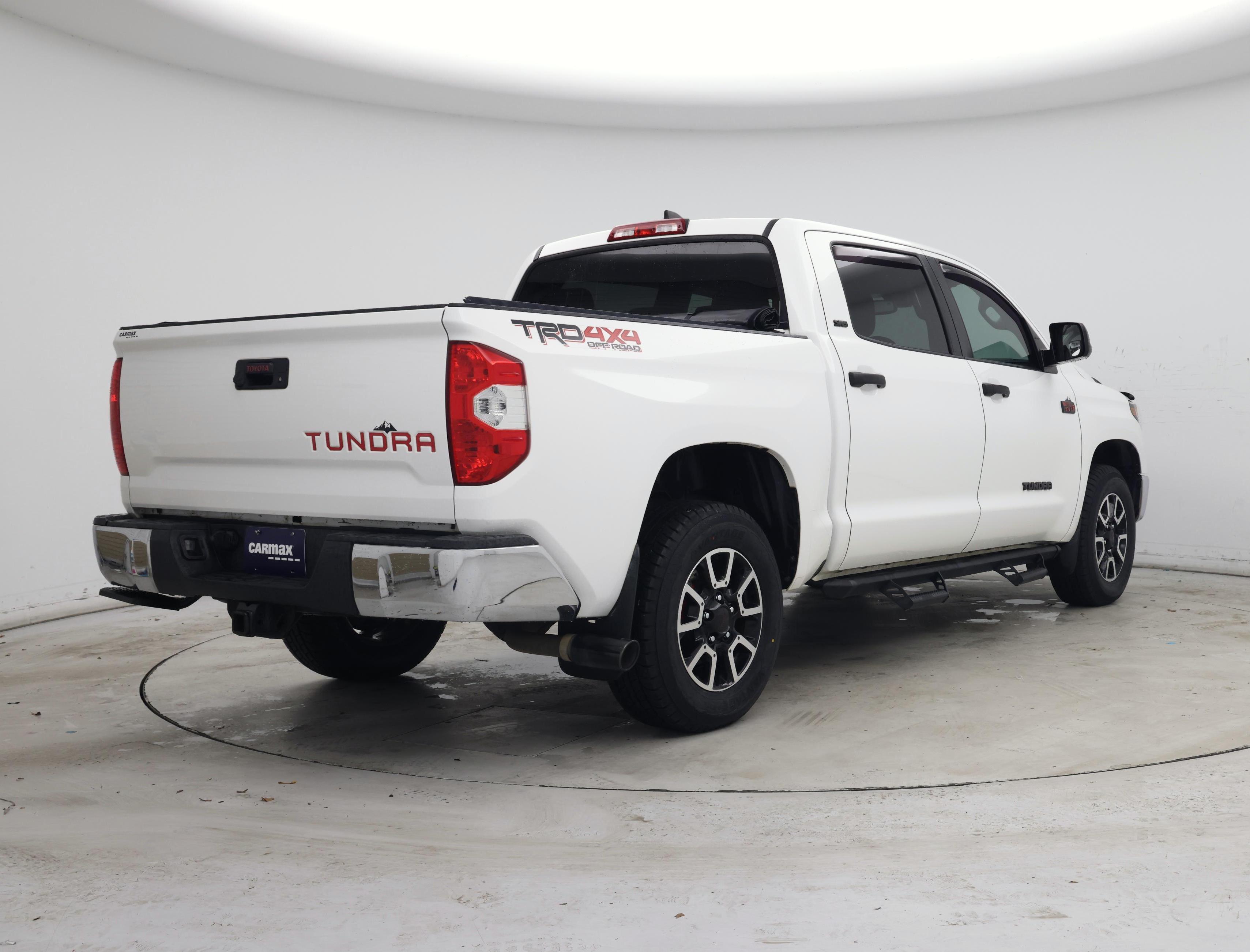 Thumbnail: 2020 Toyota Tundra - 8