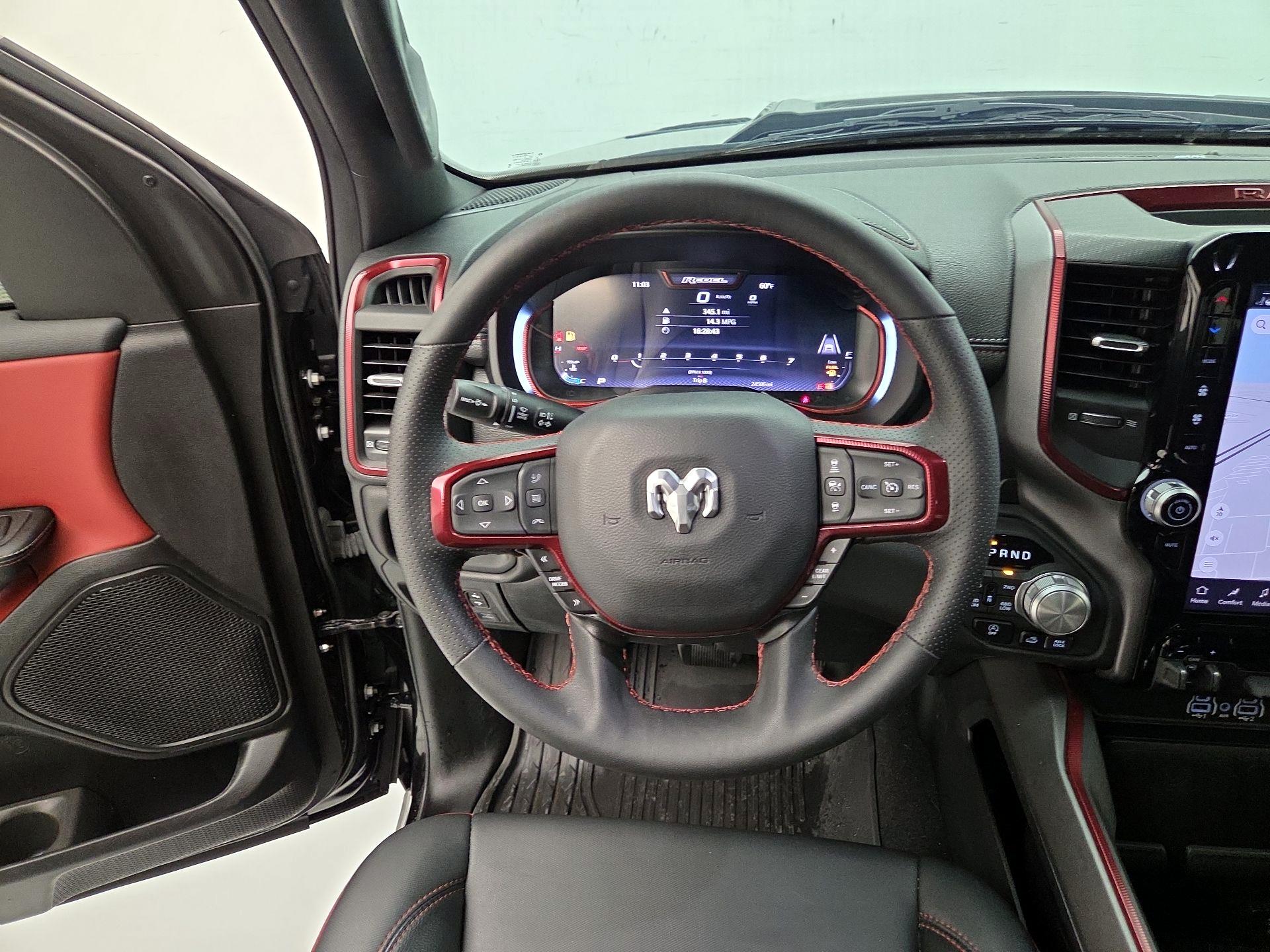 Thumbnail: 2025 RAM 1500 - 10