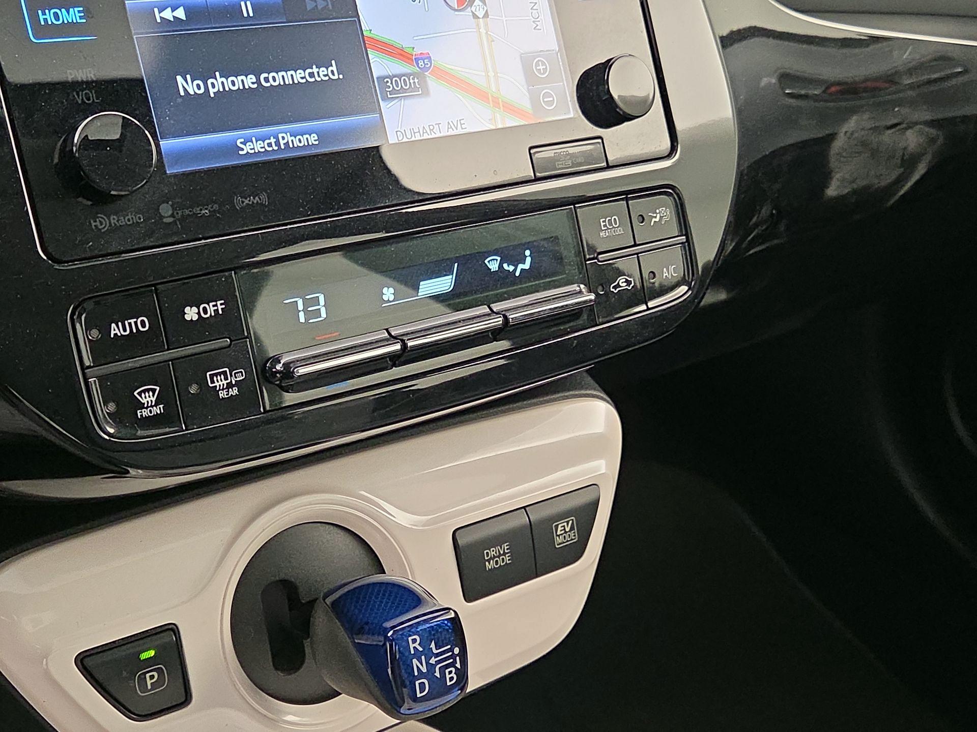 Thumbnail: 2017 Toyota Prius - 17