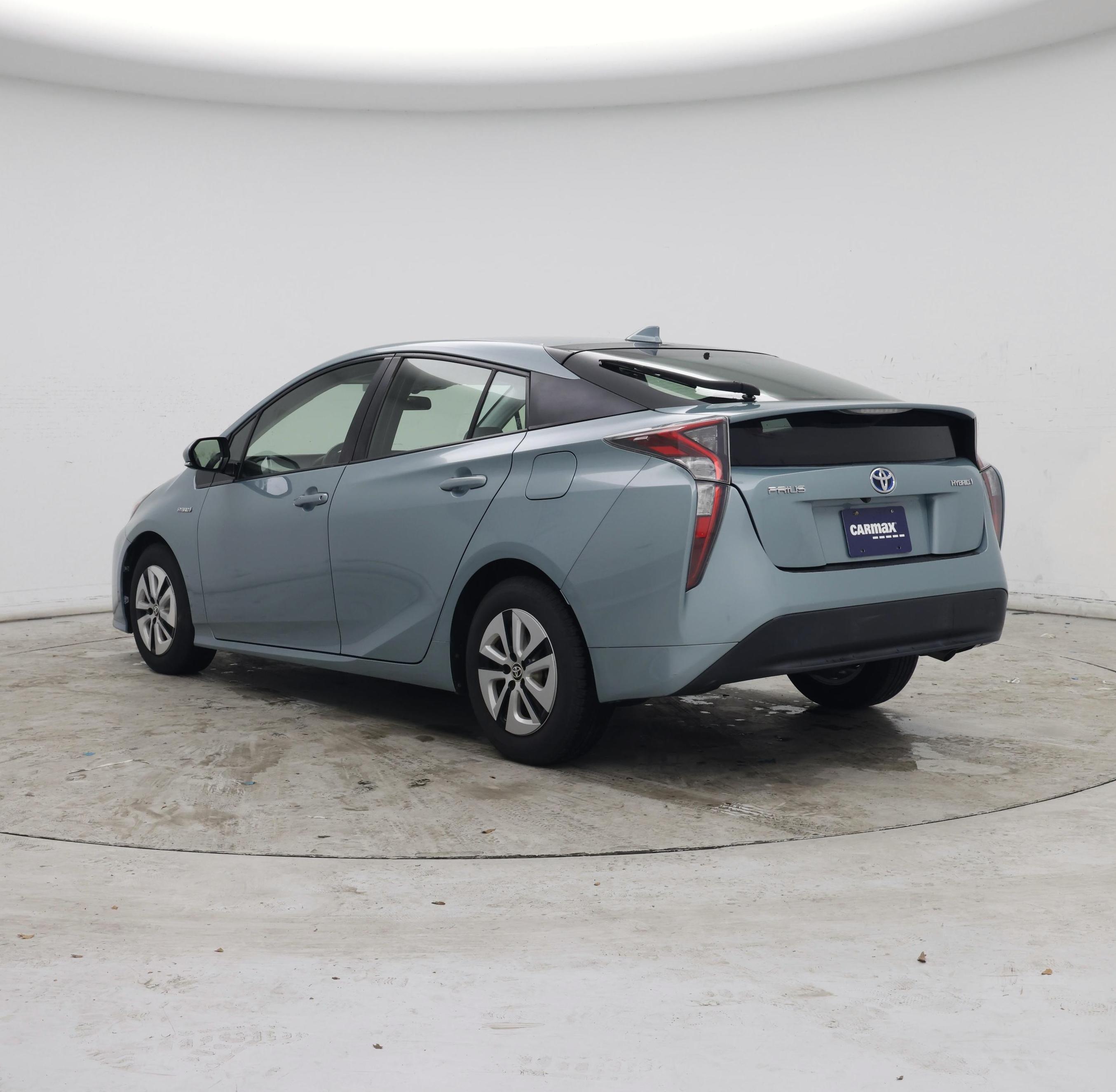 Thumbnail: 2017 Toyota Prius - 2
