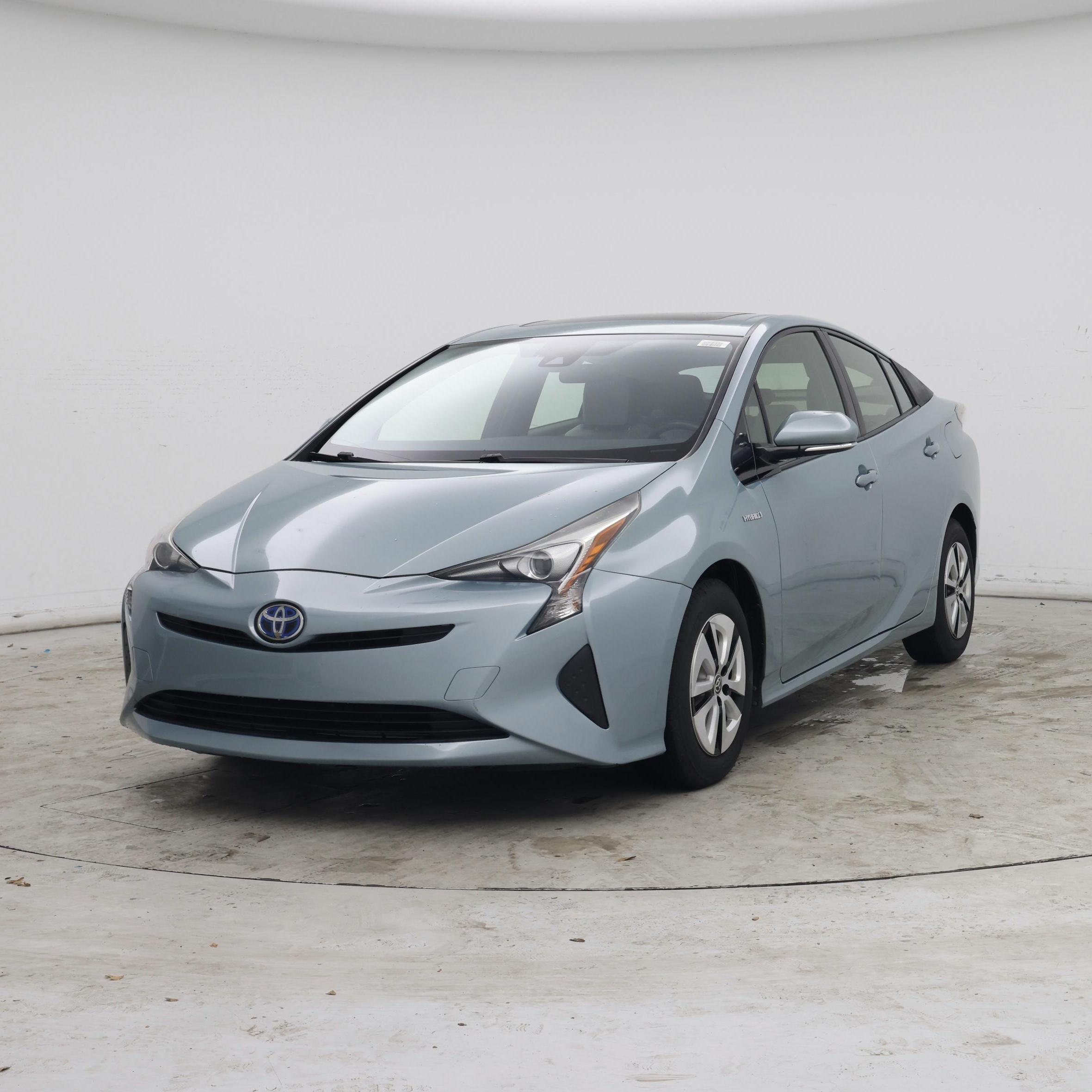 Thumbnail: 2017 Toyota Prius - 4