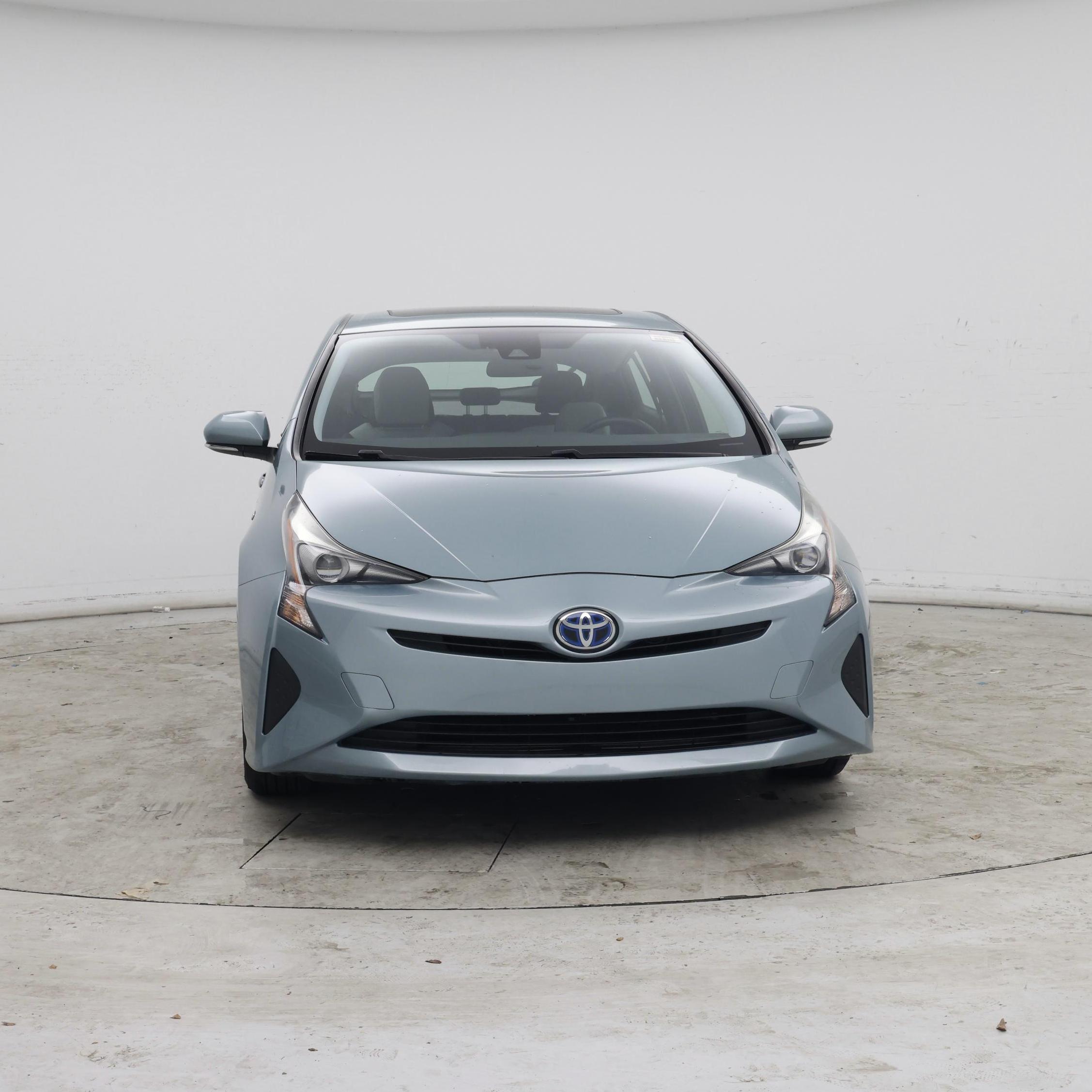 Thumbnail: 2017 Toyota Prius - 5