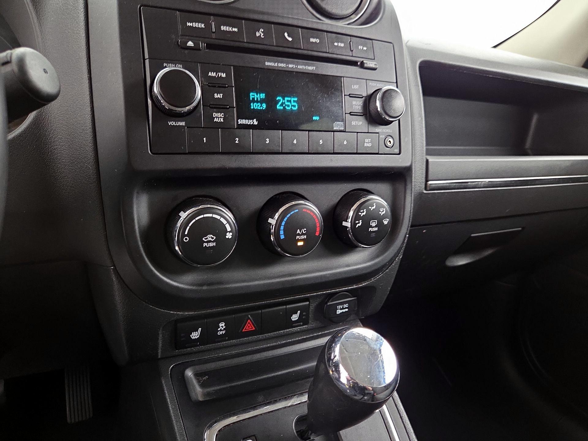 Thumbnail: 2017 Jeep Patriot - 14