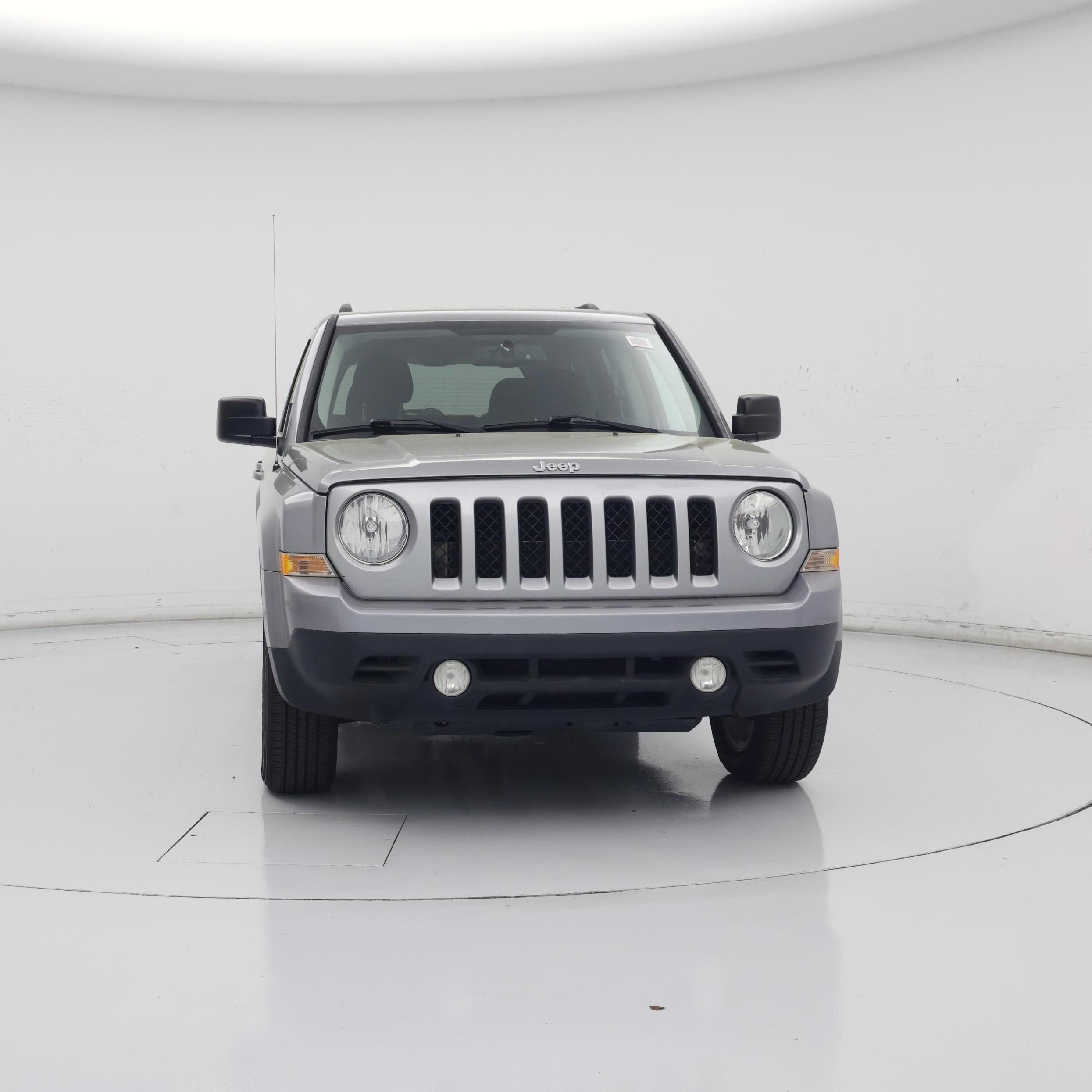 Thumbnail: 2017 Jeep Patriot - 5