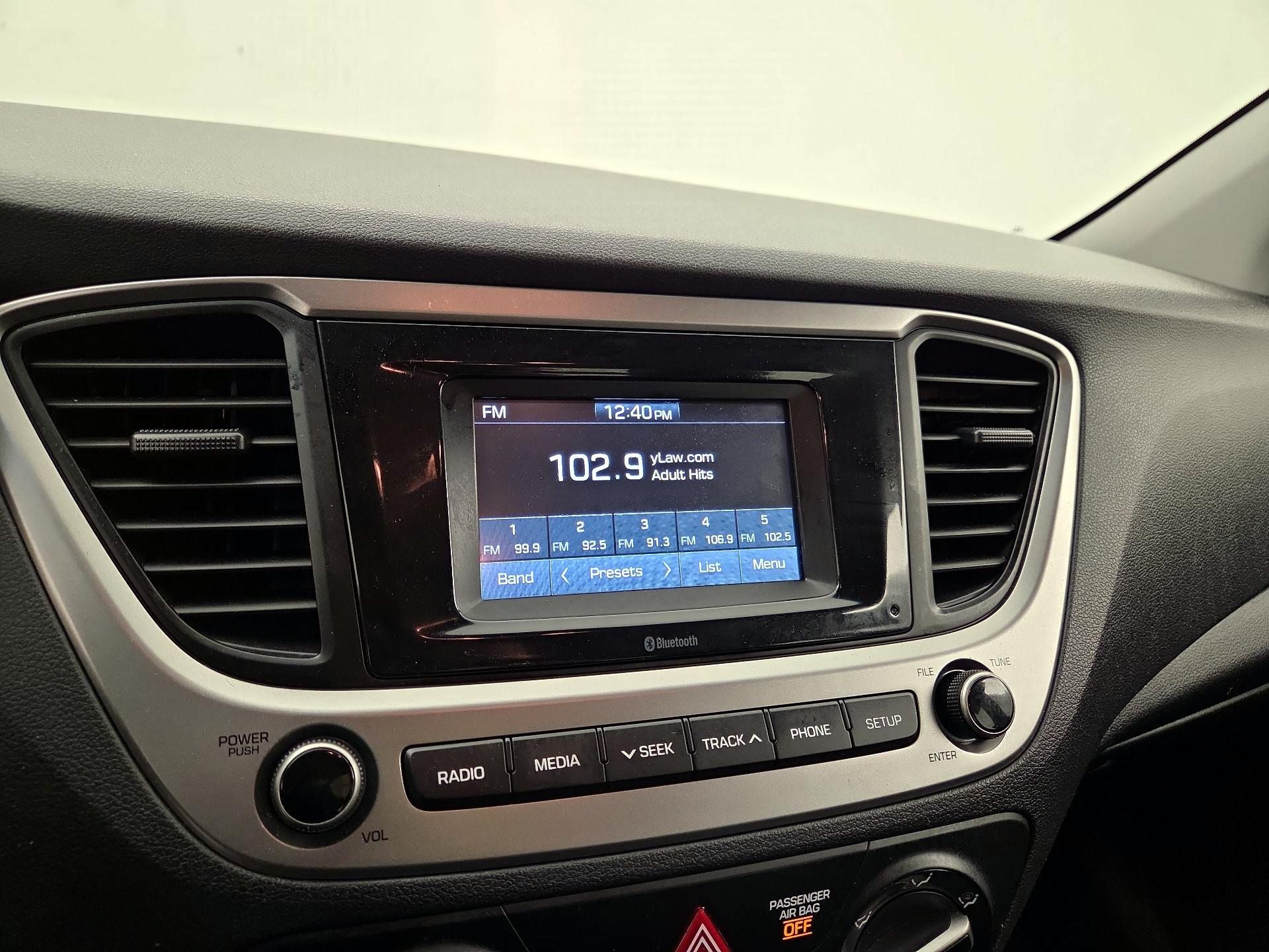 Thumbnail: 2018 Hyundai Accent - 15