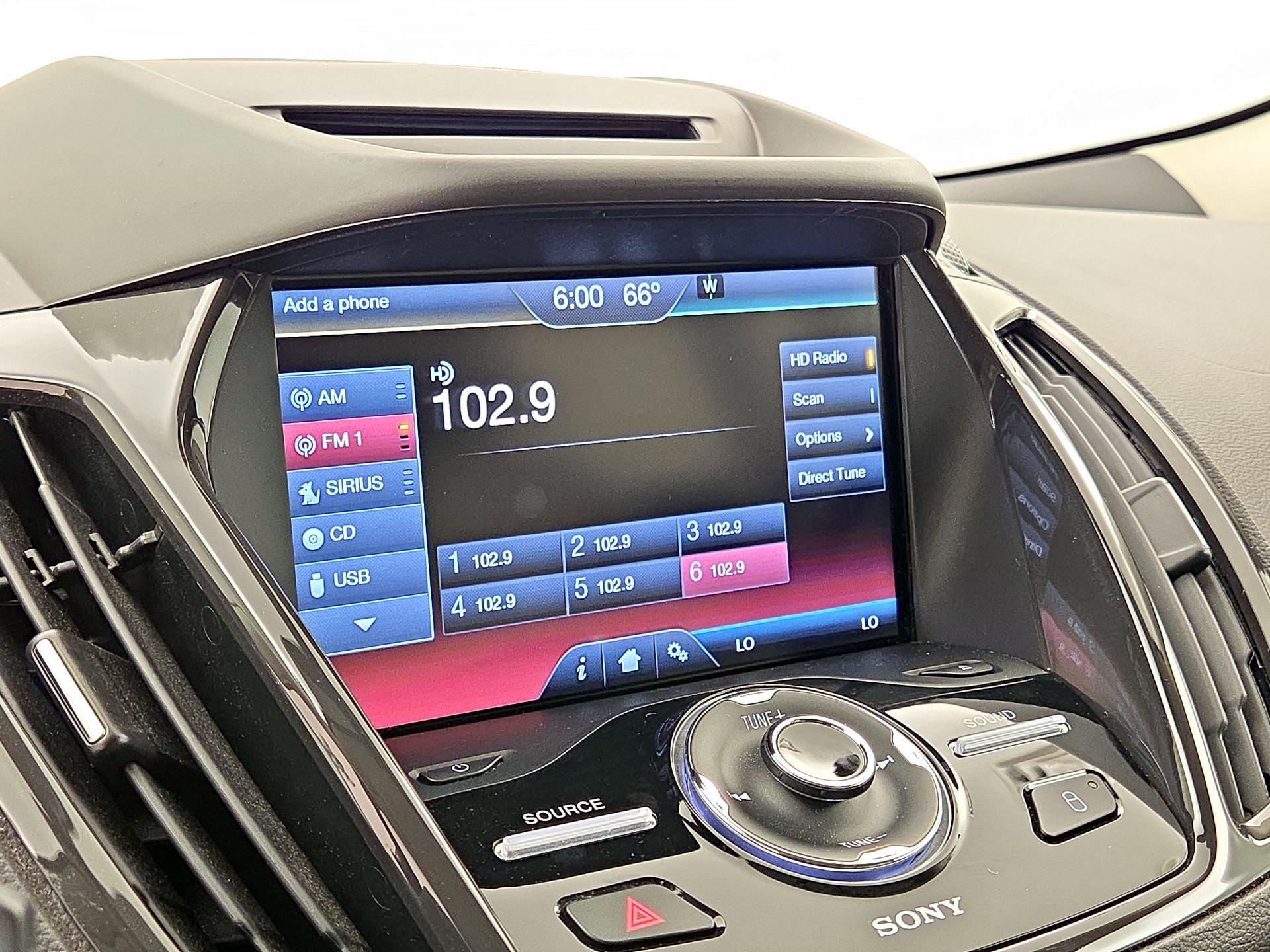 Thumbnail: 2014 Ford Escape - 15