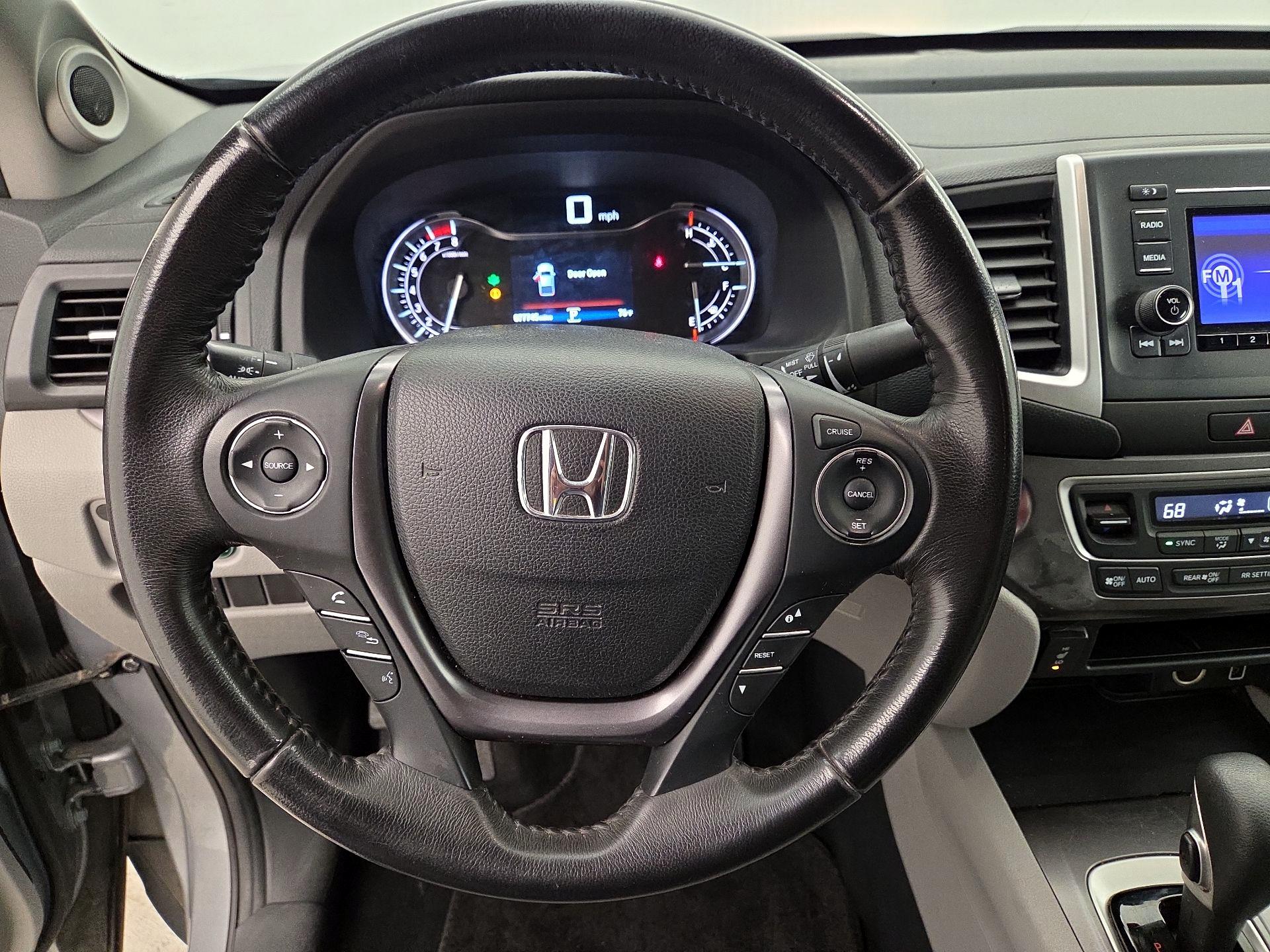 Thumbnail: 2019 Honda Ridgeline - 10