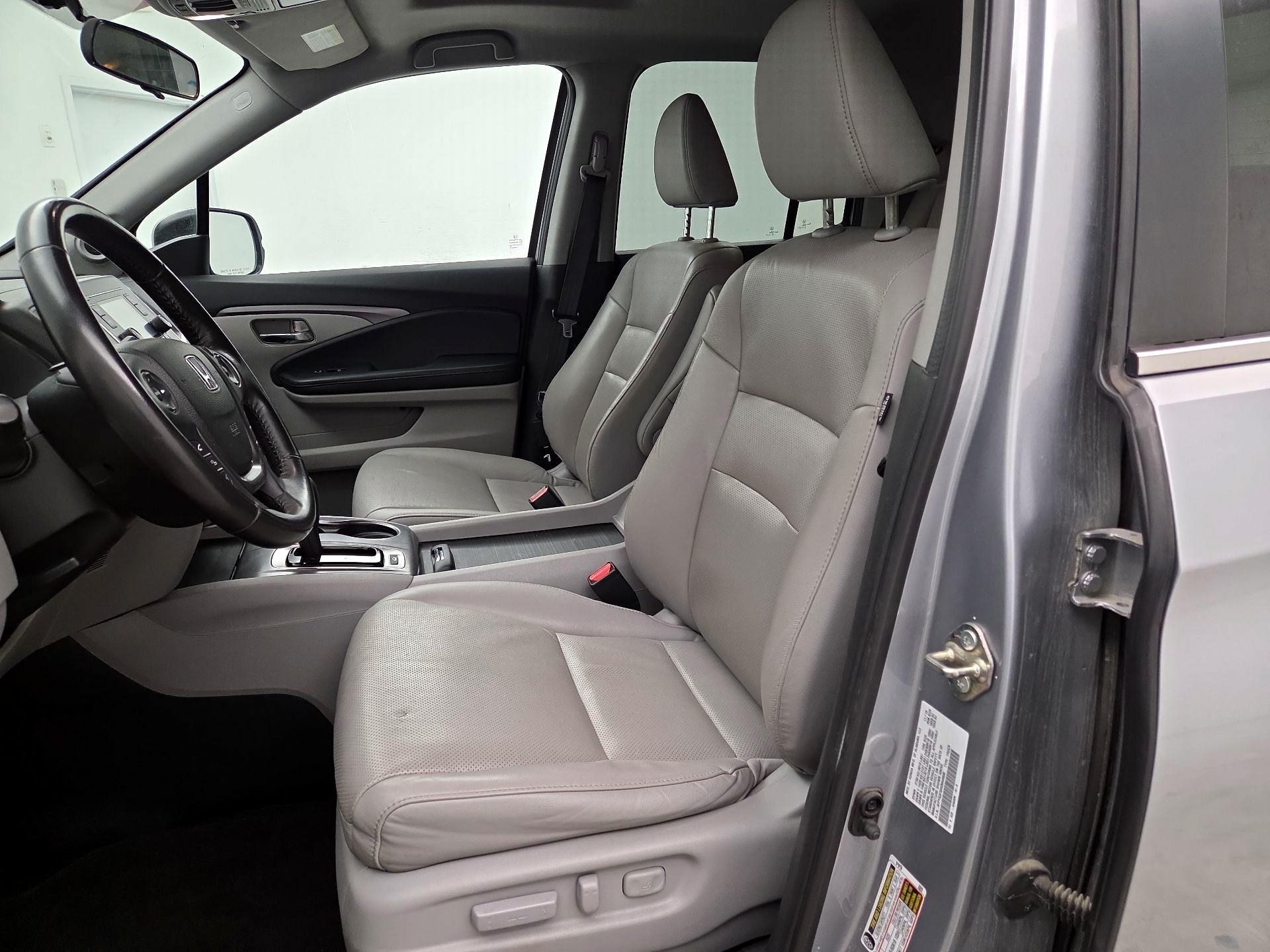 Thumbnail: 2019 Honda Ridgeline - 11