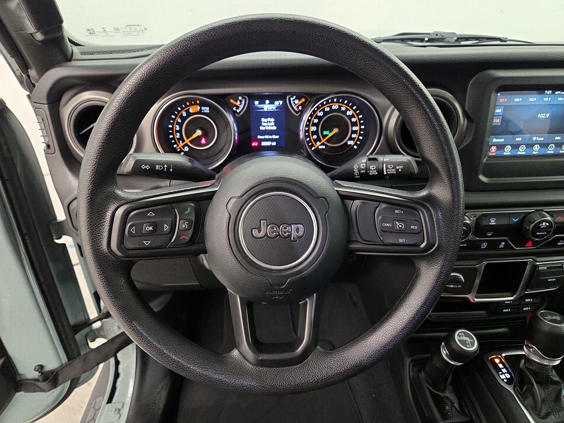 Thumbnail: 2023 Jeep Wrangler - 10