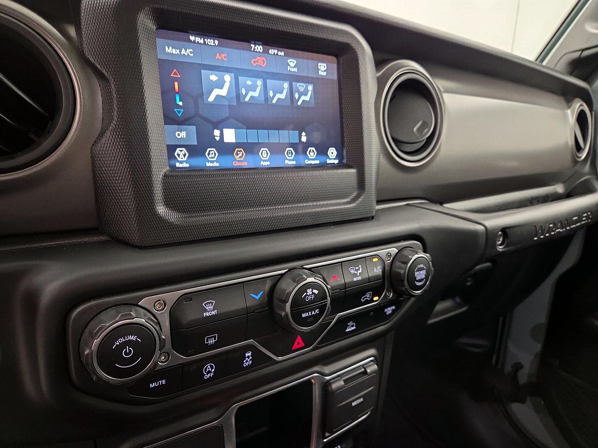 Thumbnail: 2023 Jeep Wrangler - 16