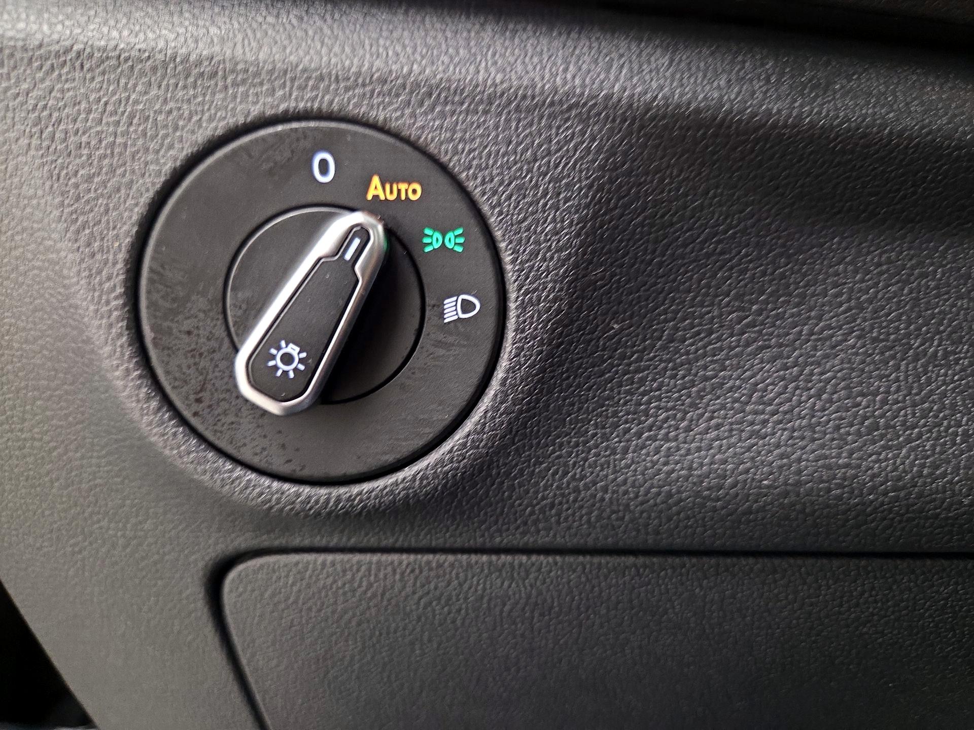 Thumbnail: 2024 Volkswagen Jetta - 13