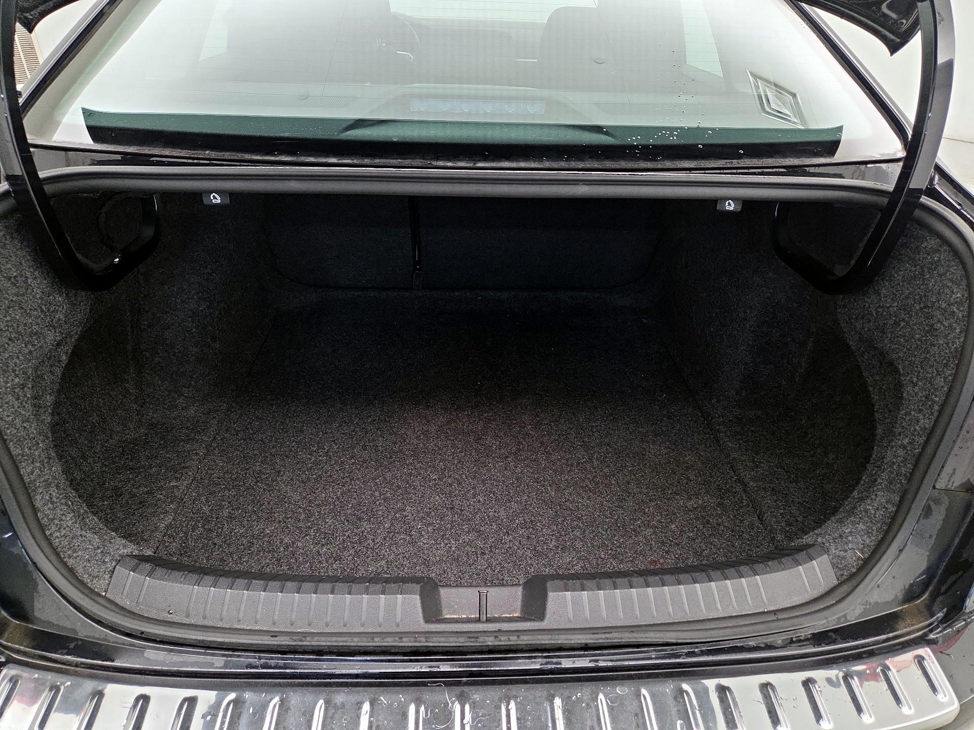 Thumbnail: 2024 Volkswagen Jetta - 20