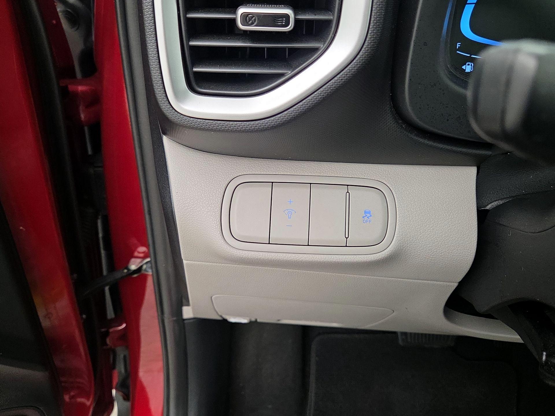 Thumbnail: 2024 Hyundai Venue - 13