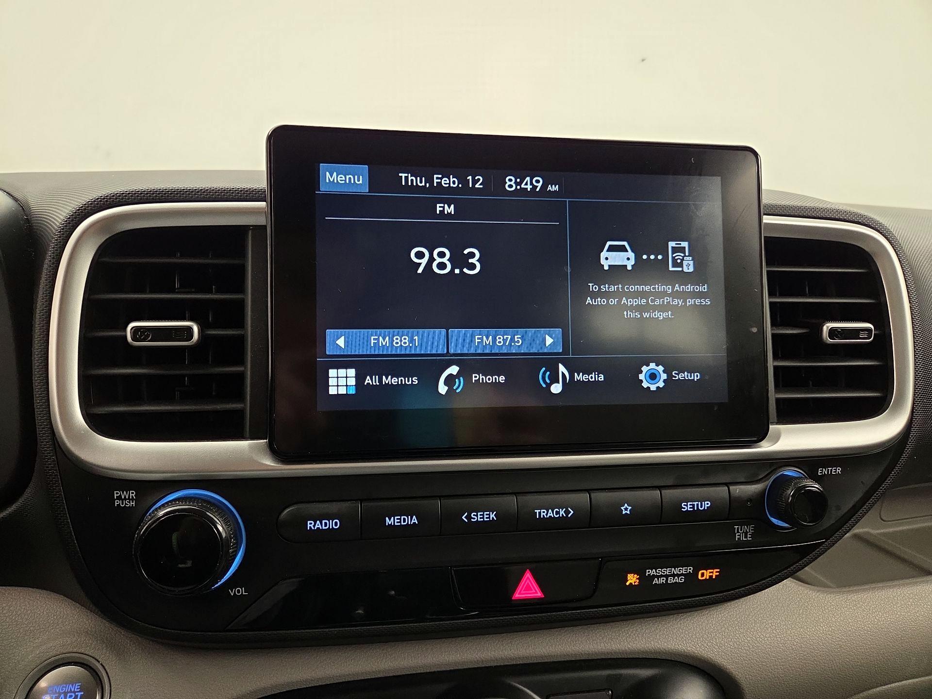 Thumbnail: 2024 Hyundai Venue - 15