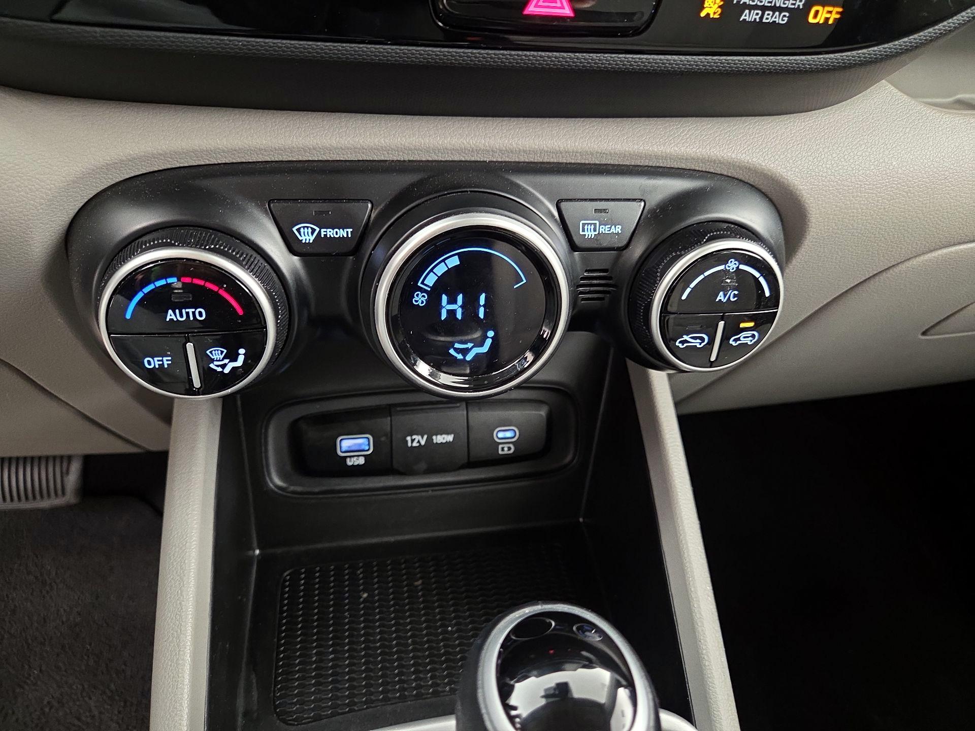 Thumbnail: 2024 Hyundai Venue - 16