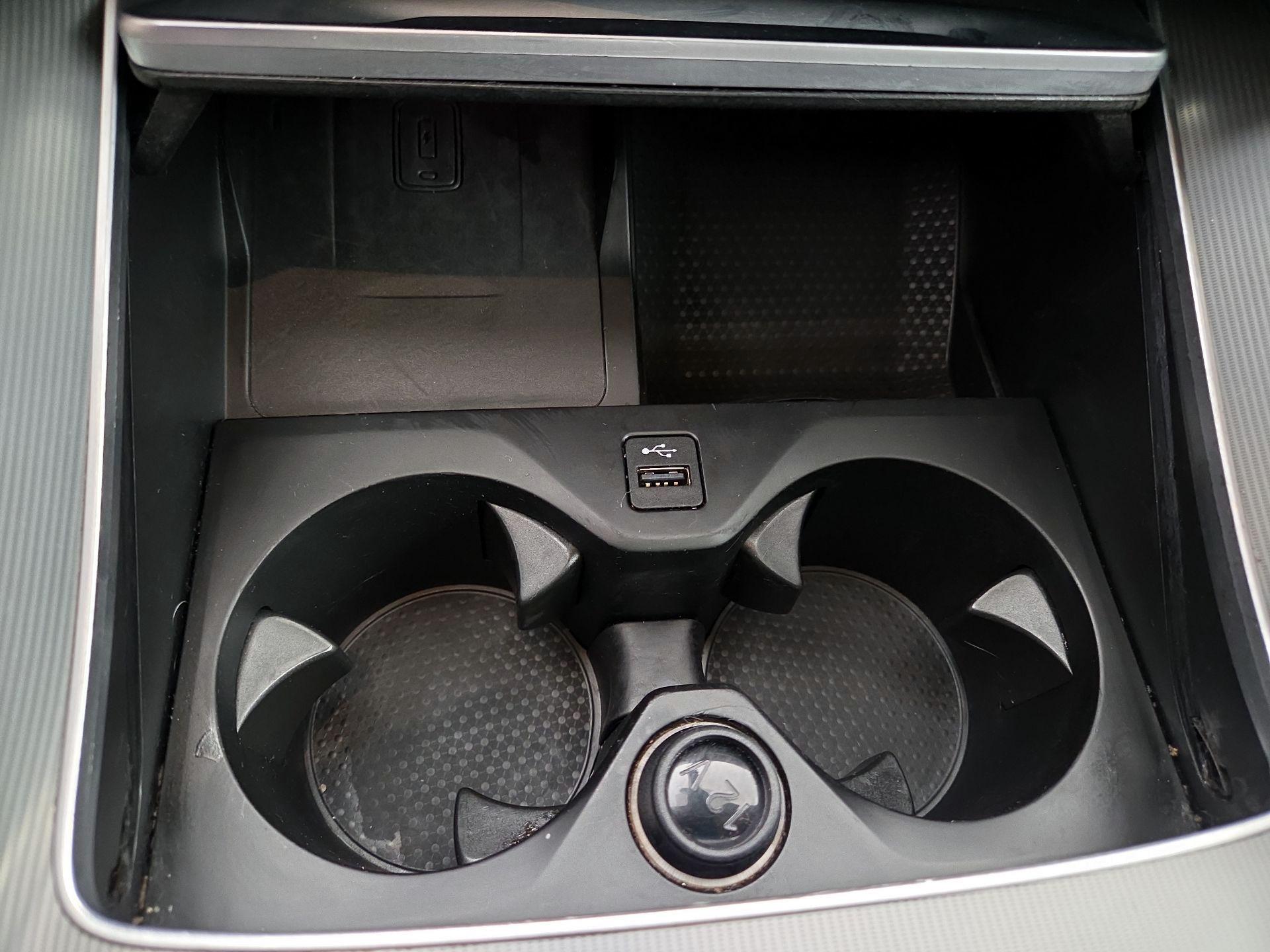 Thumbnail: 2023 BMW X6 - 19