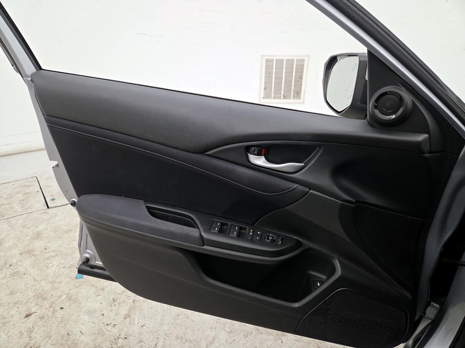 Thumbnail: 2019 Honda Insight - 12