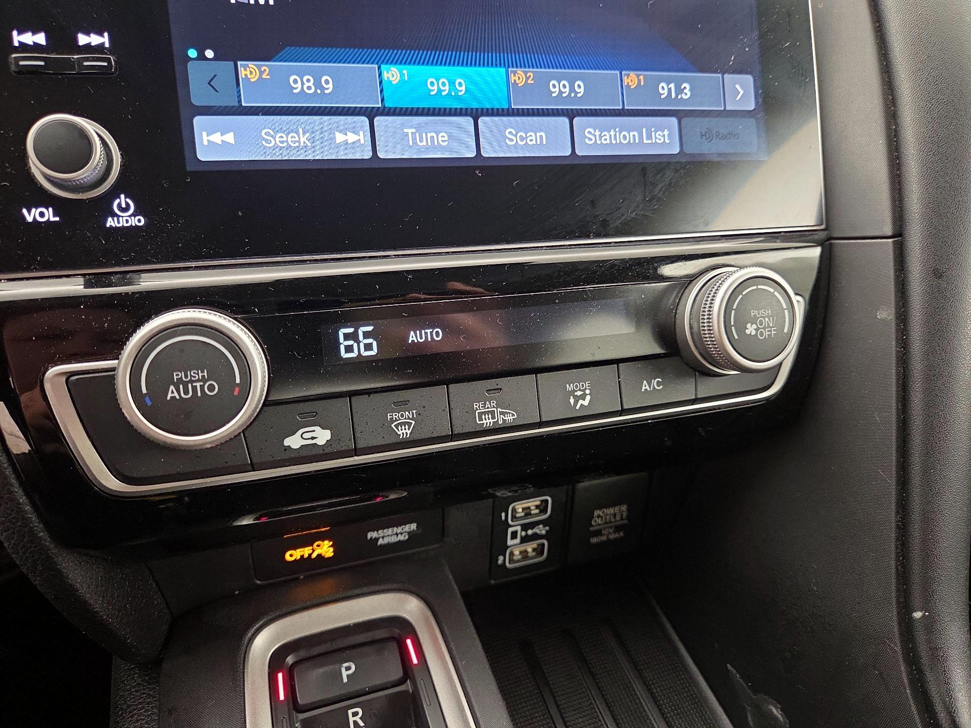 Thumbnail: 2019 Honda Insight - 16