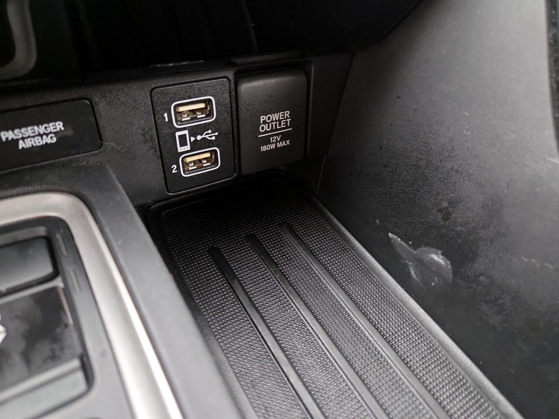 Thumbnail: 2019 Honda Insight - 18