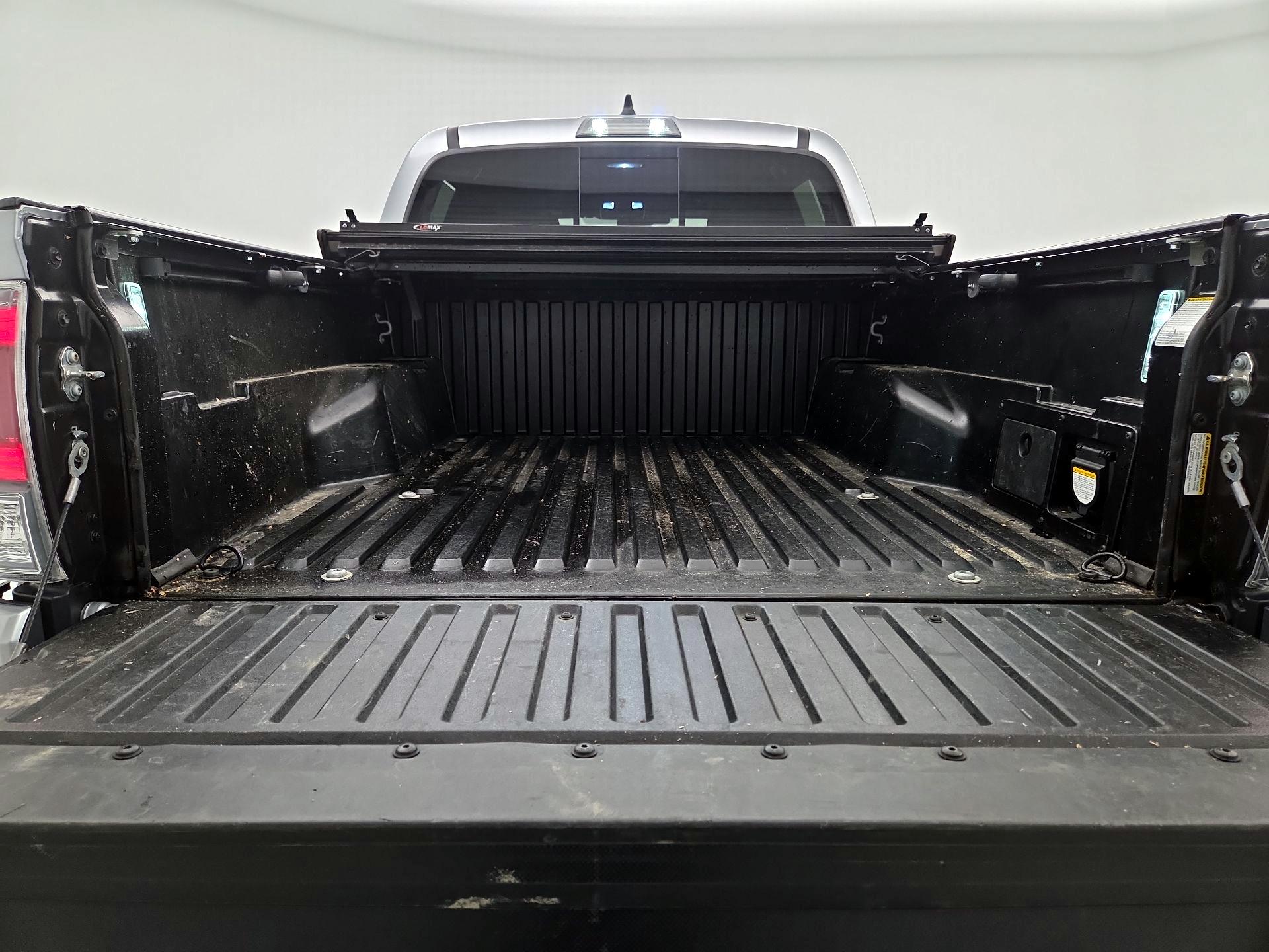 Thumbnail: 2023 Toyota Tacoma - 20