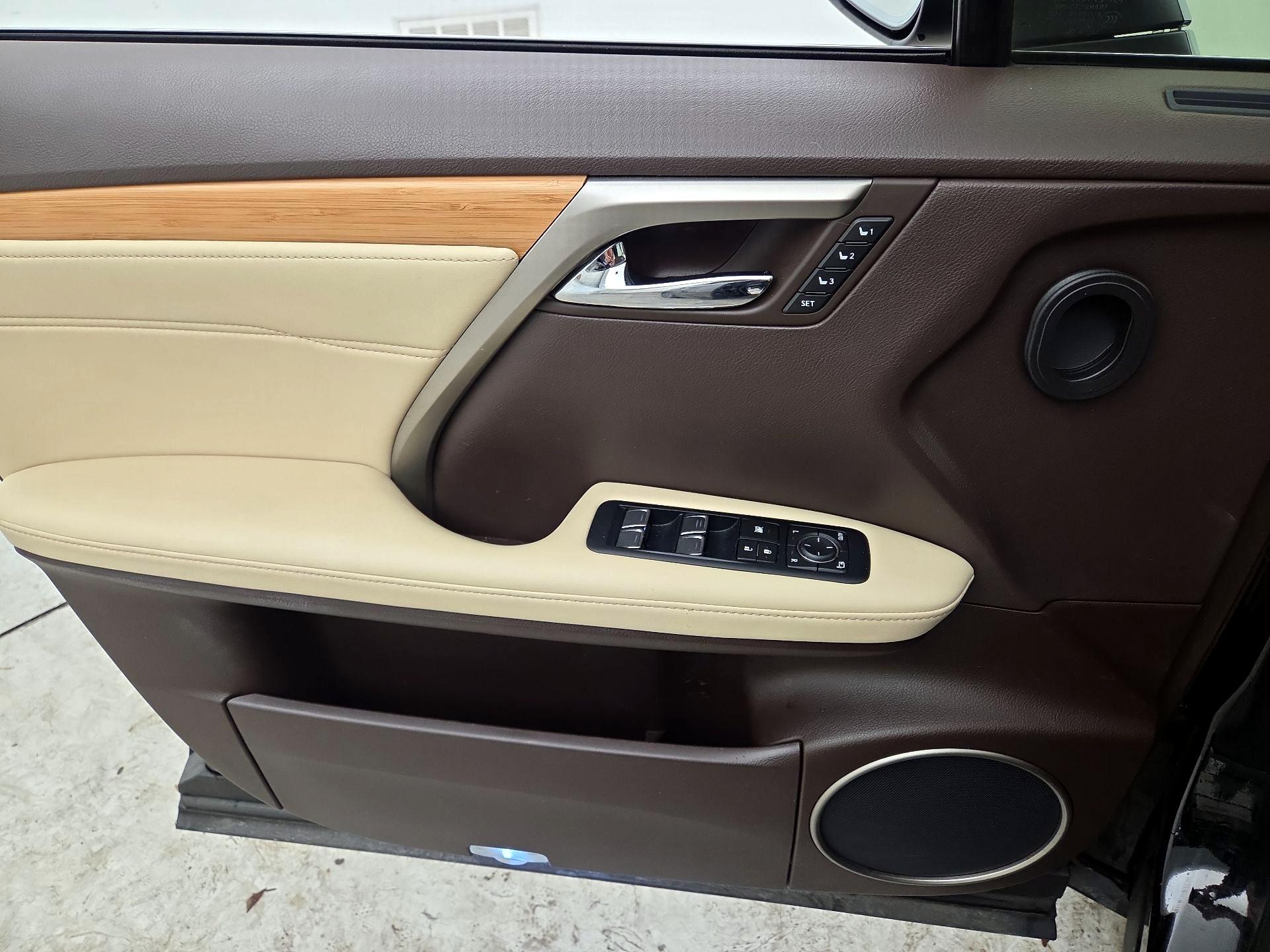 Thumbnail: 2019 Lexus RX - 12