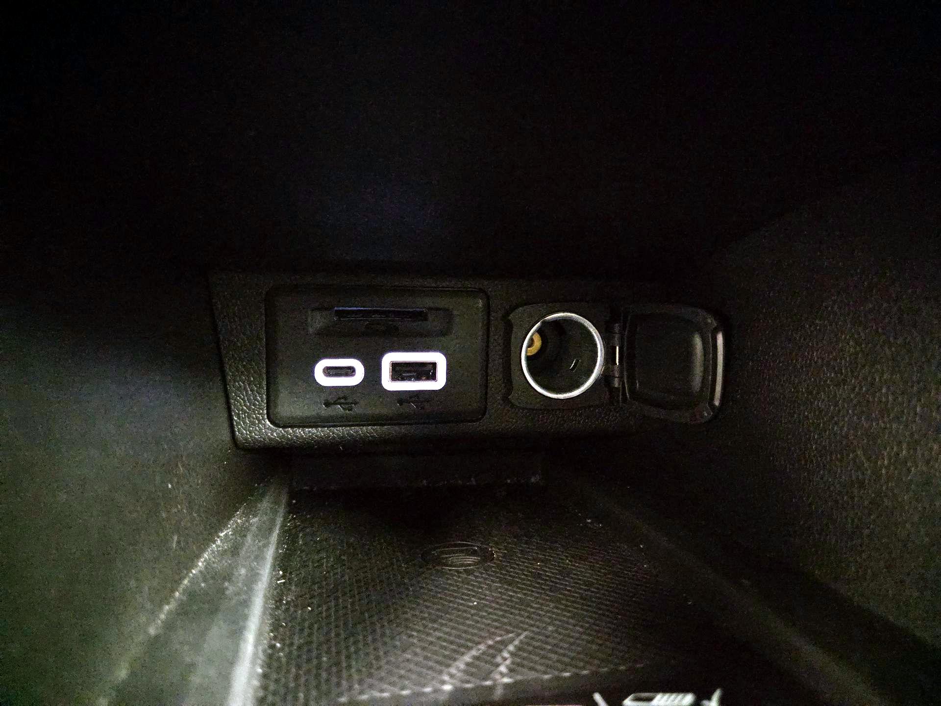 Thumbnail: 2023 Chevrolet Bolt EV - 18