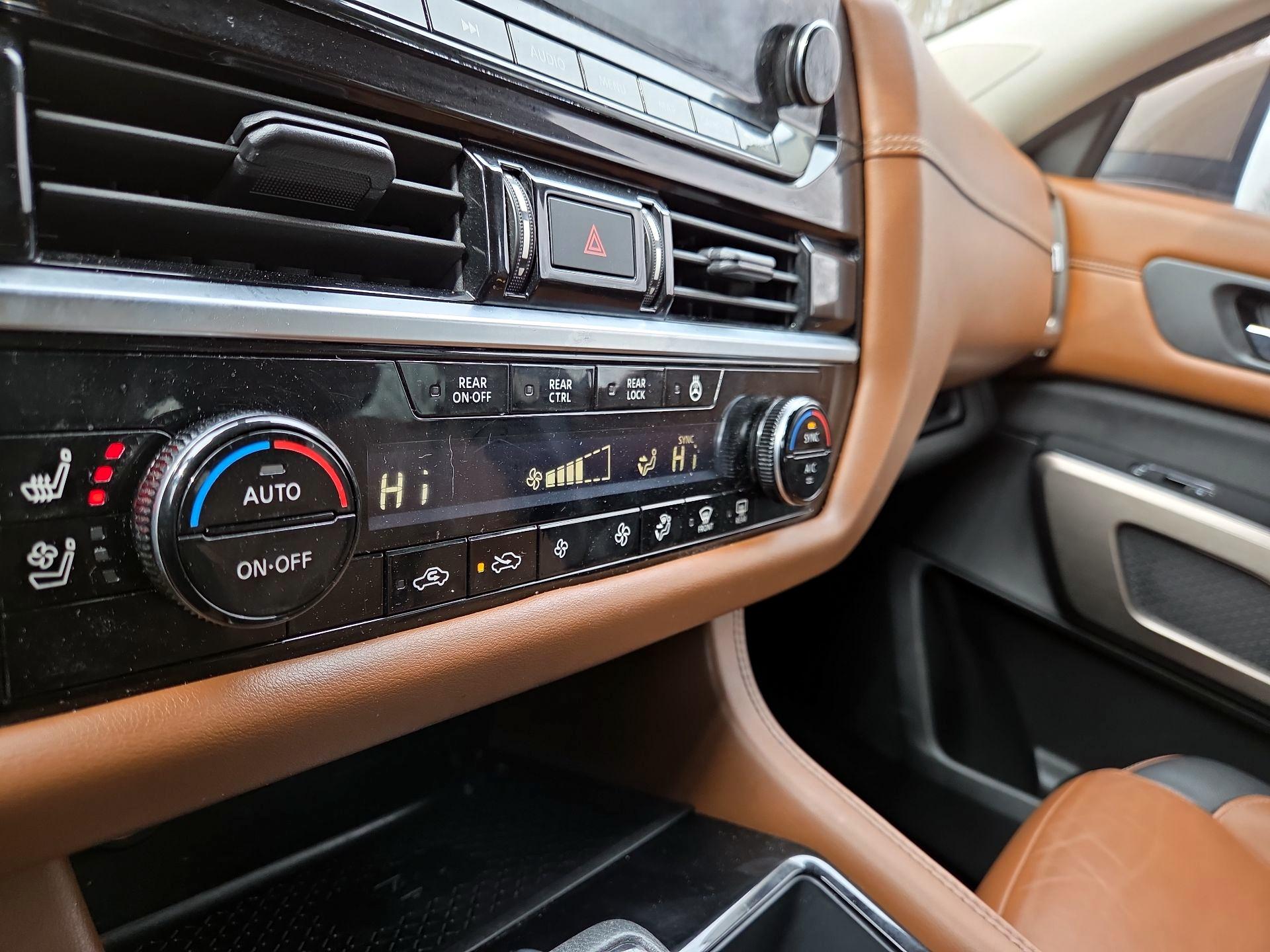 Thumbnail: 2023 Nissan Pathfinder - 14