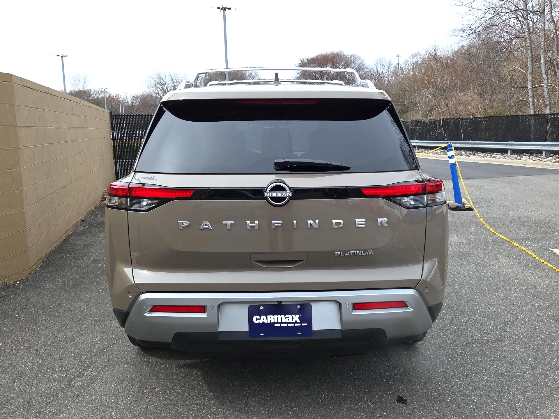 Thumbnail: 2023 Nissan Pathfinder - 6