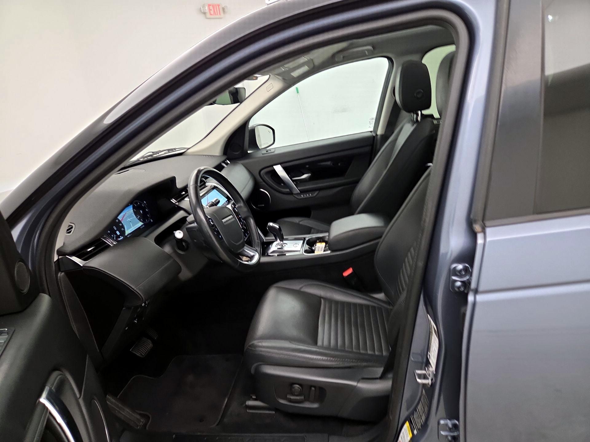 Thumbnail: 2020 Land Rover Discovery Sport - 11