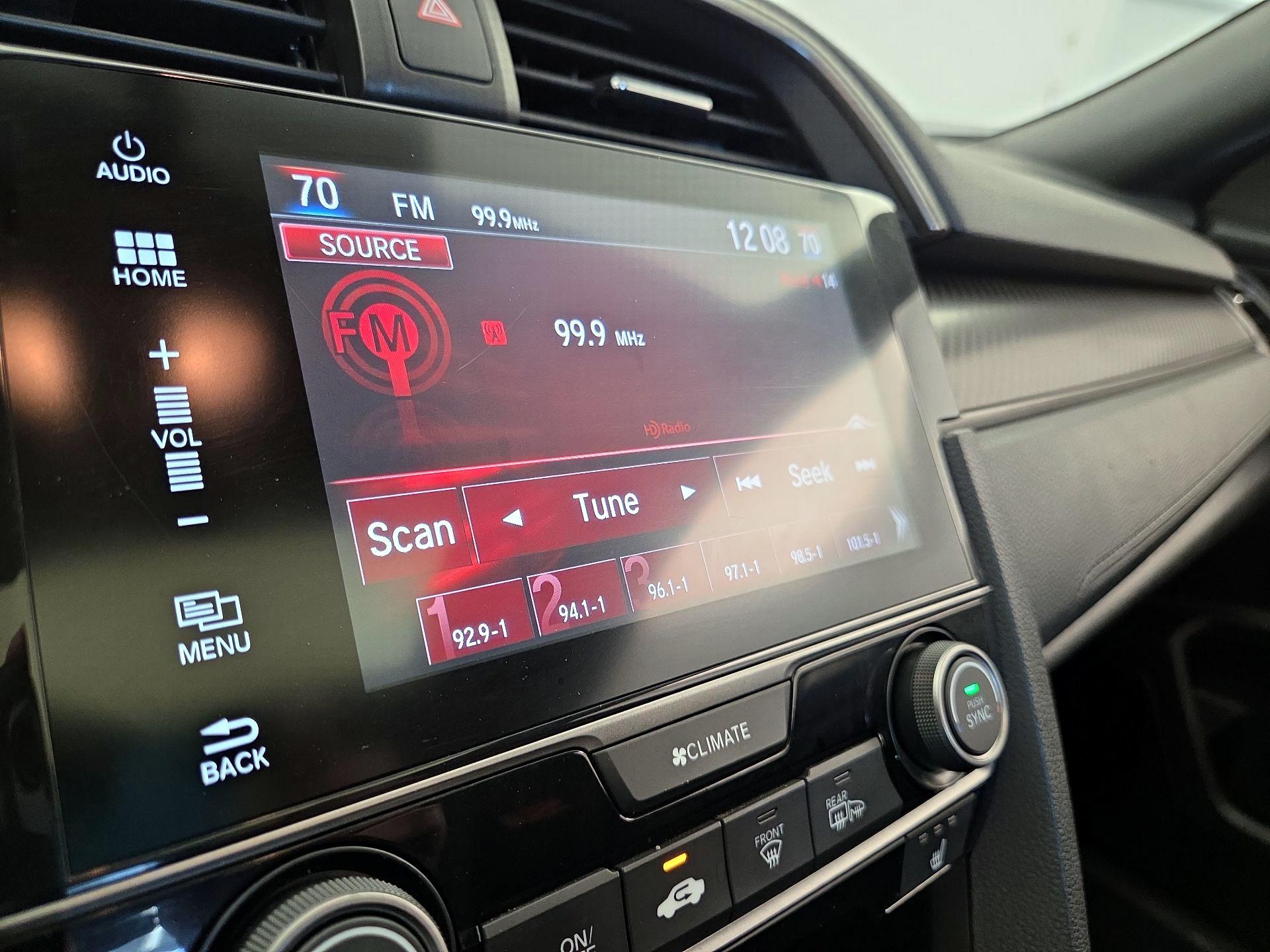 Thumbnail: 2018 Honda Civic - 15