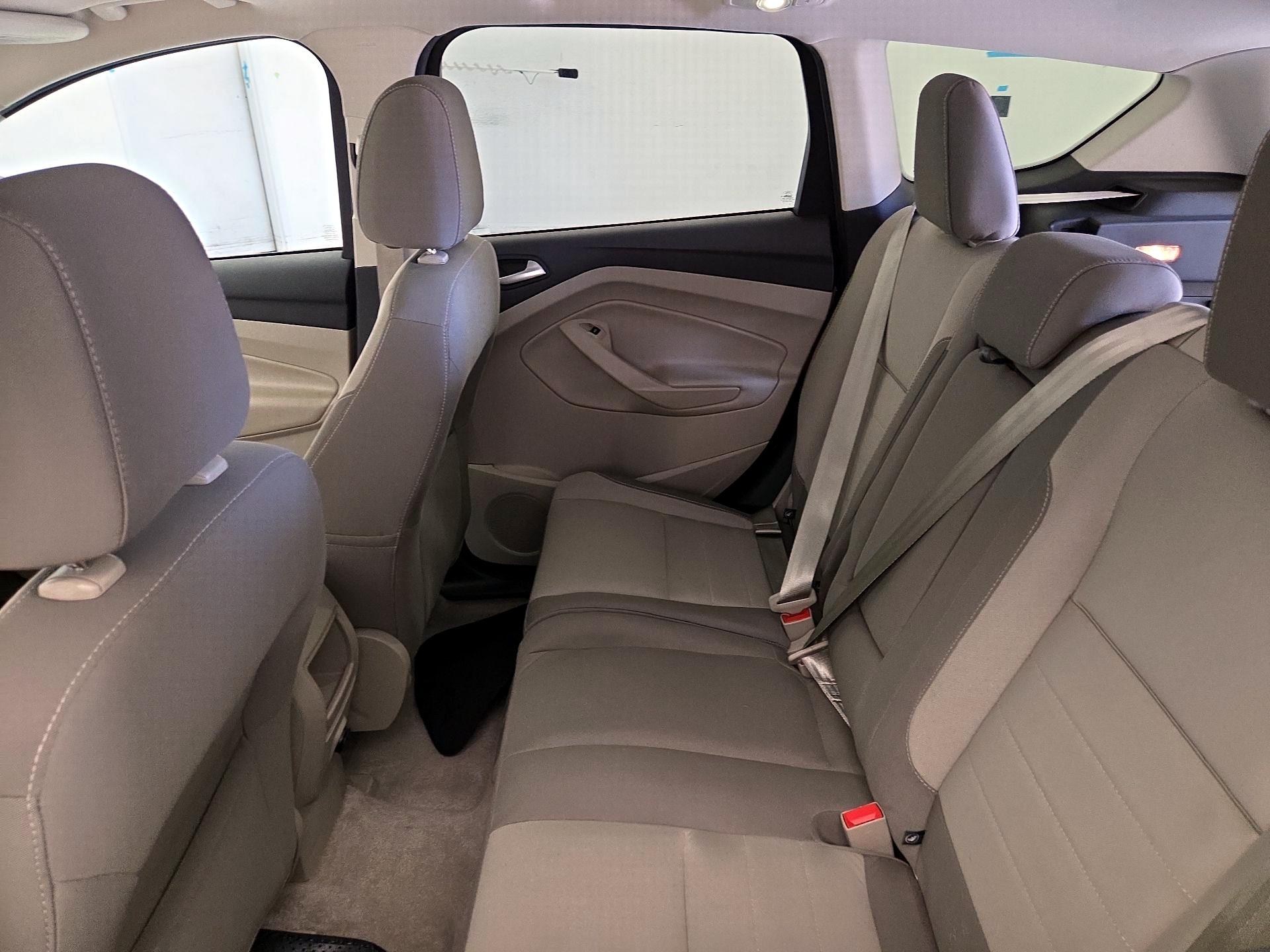 Thumbnail: 2015 Ford Escape - 20